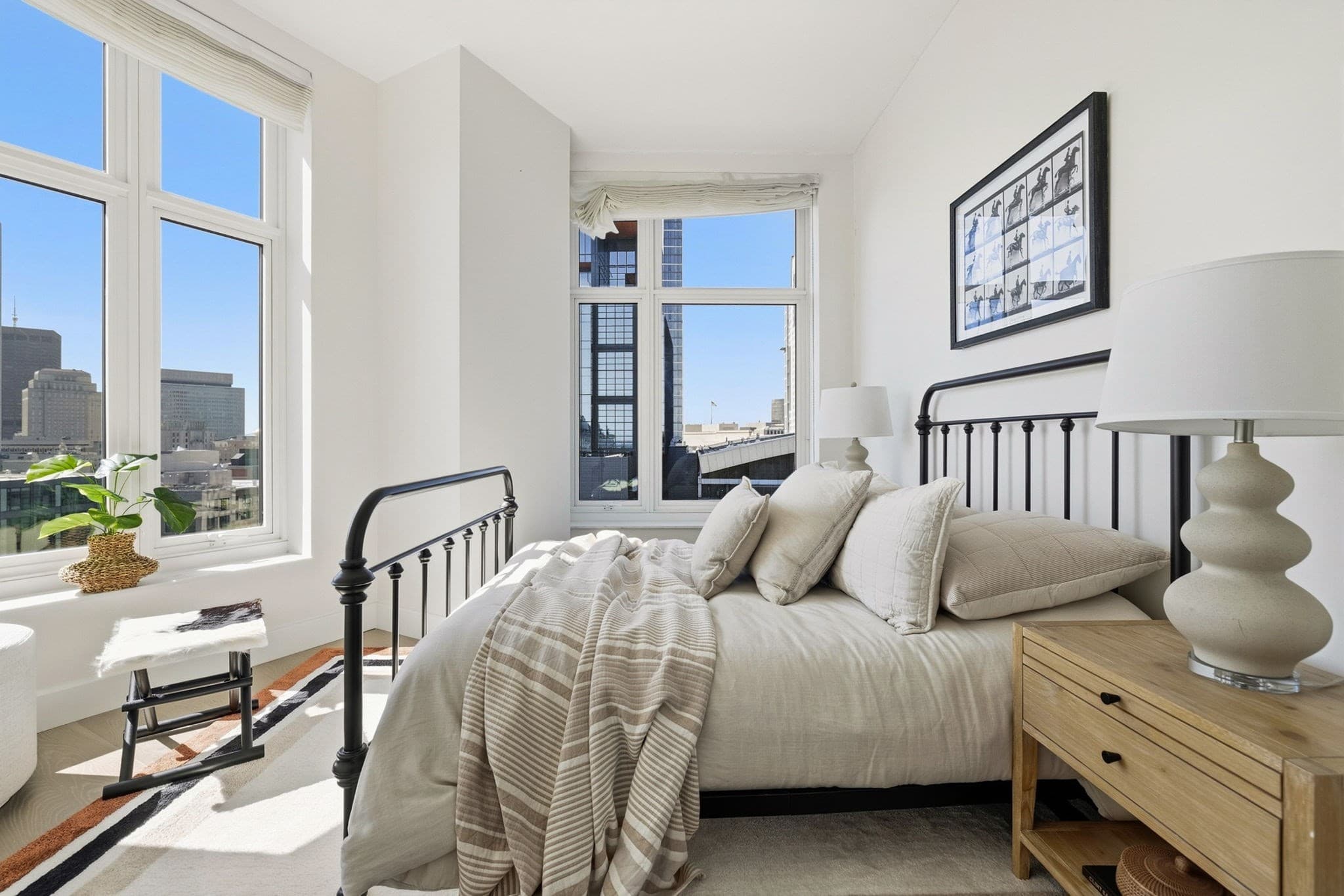 Condominium at 100 Lovejoy Wharf, Boston MA 02114, Boston, photo 4 of 19