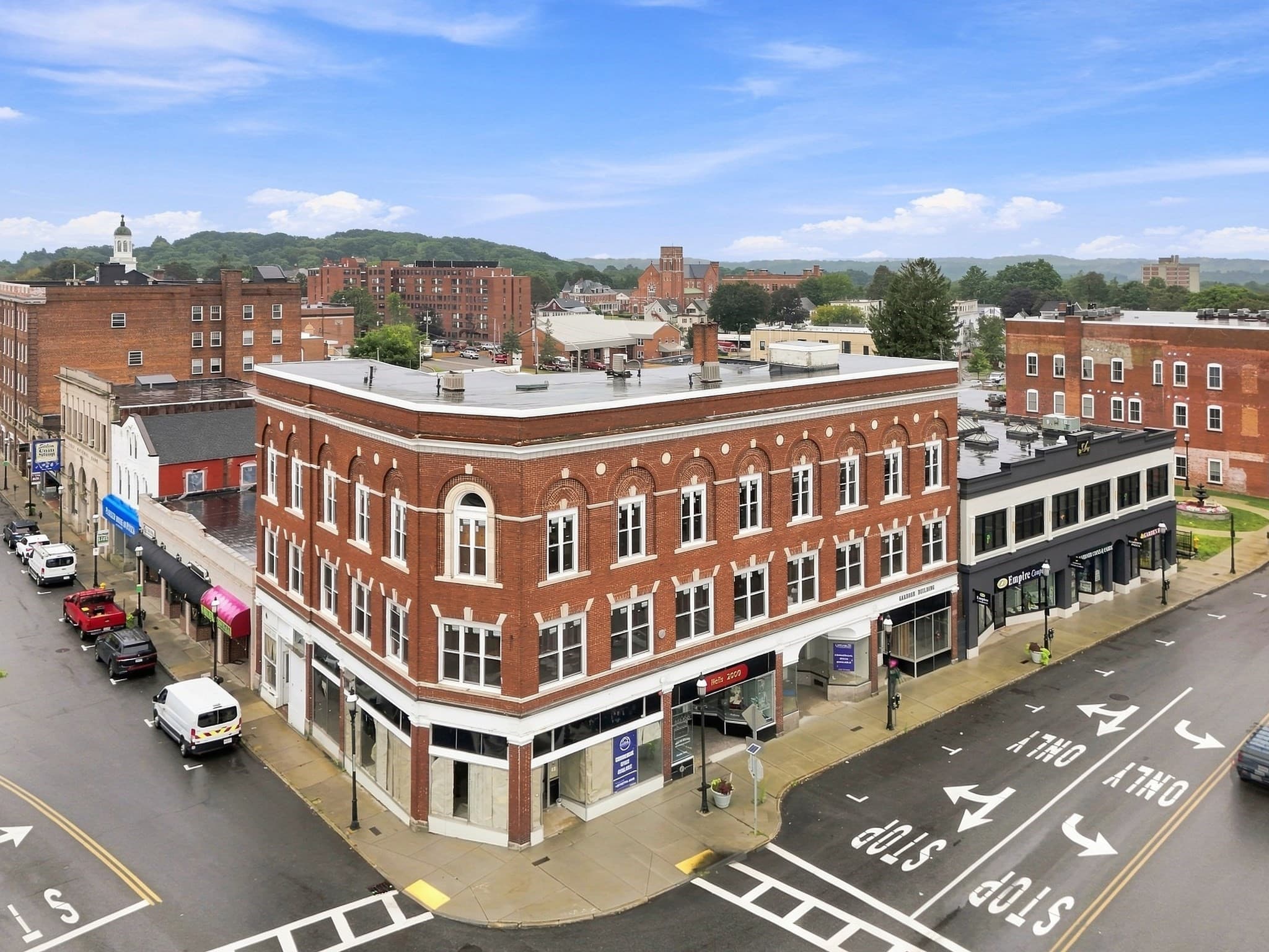 4-12 Parker St, Gardner MA 01440
