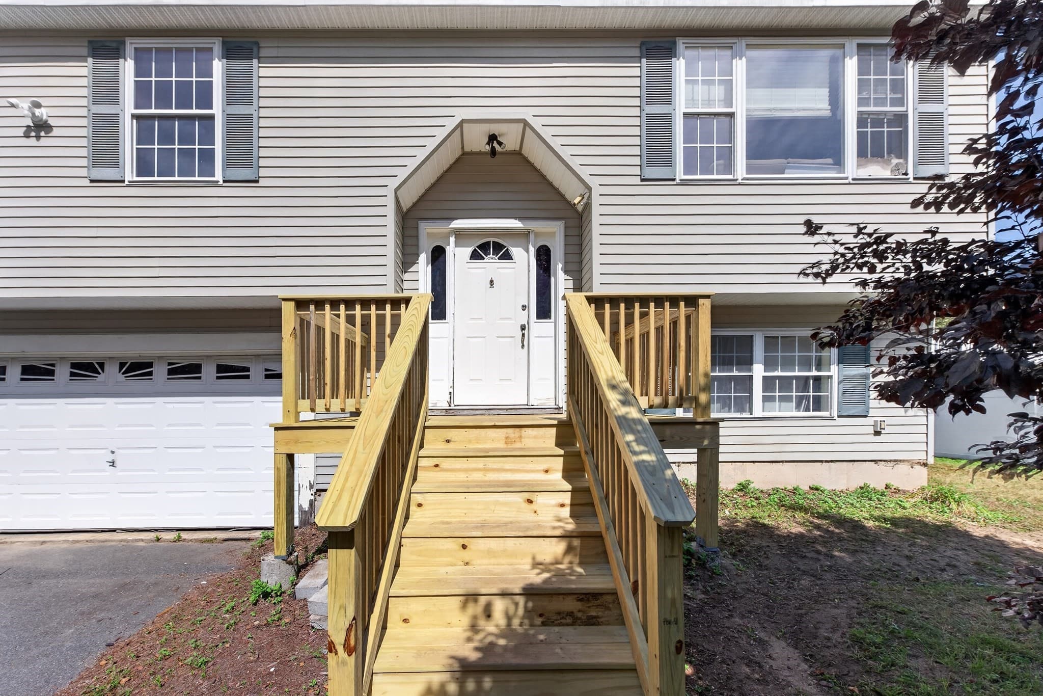 99 Burrill Ave, Orange MA 01364