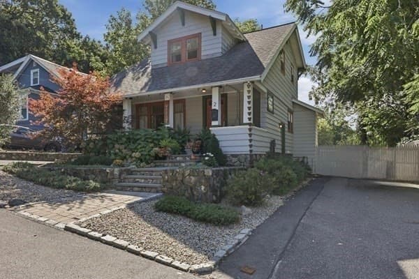 Single Family Residence at 2 Winnipeg Street, Worcester MA 01607, Worcester, photo 3 of 38