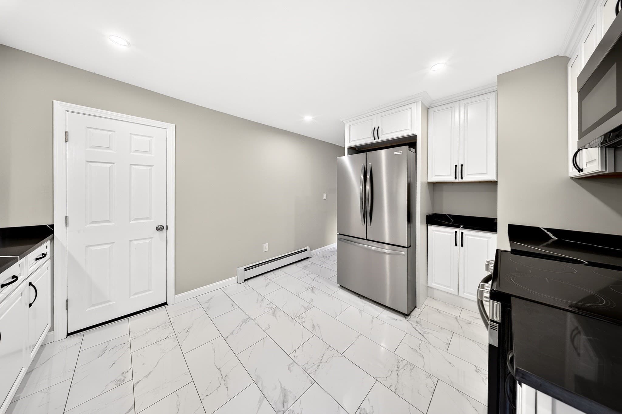 Single Family Residence at 142 May St, North Attleboro MA 02760, North Attleboro, photo 5 of 27