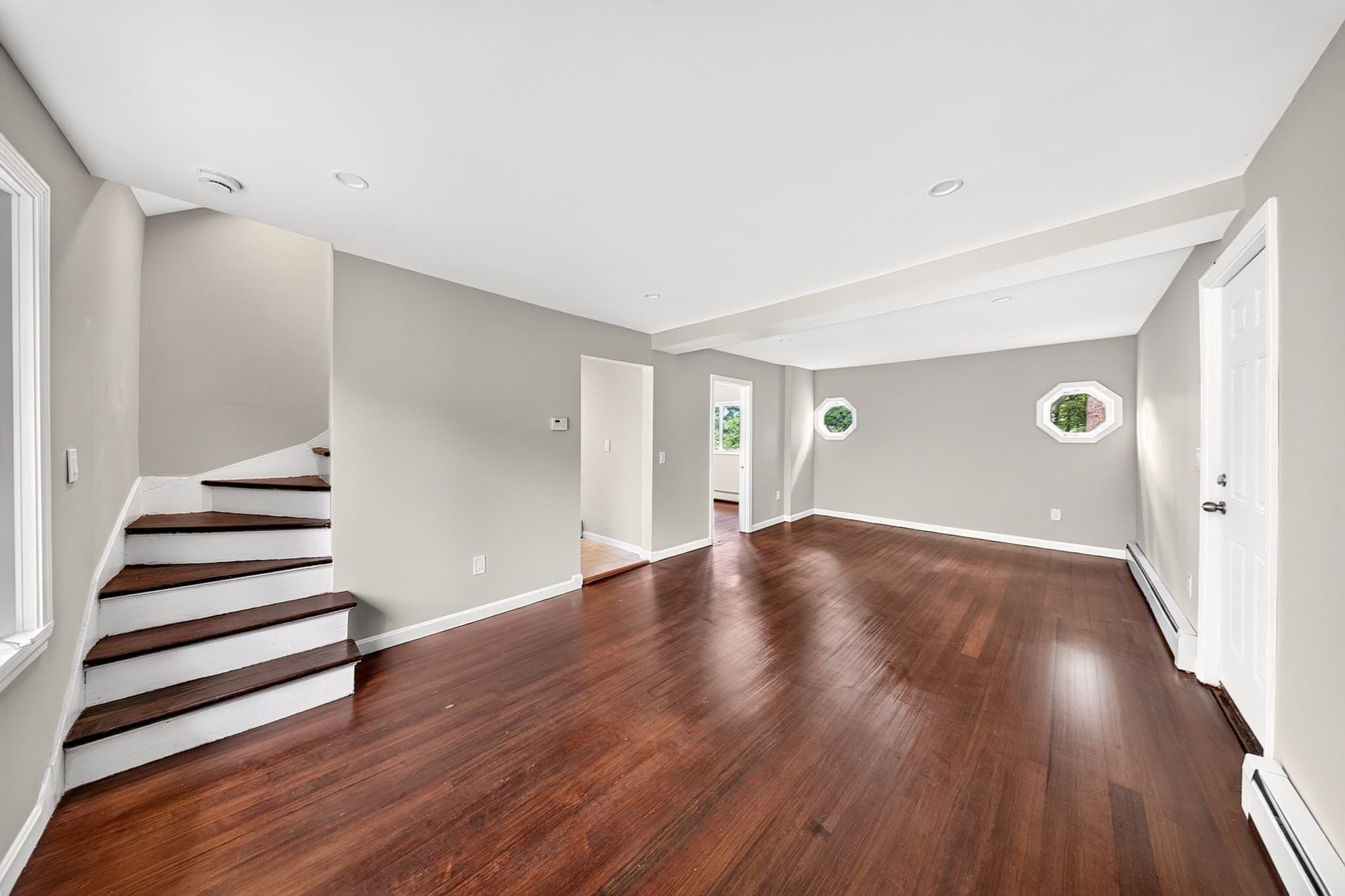 Single Family Residence at 142 May St, North Attleboro MA 02760, North Attleboro, photo 10 of 27