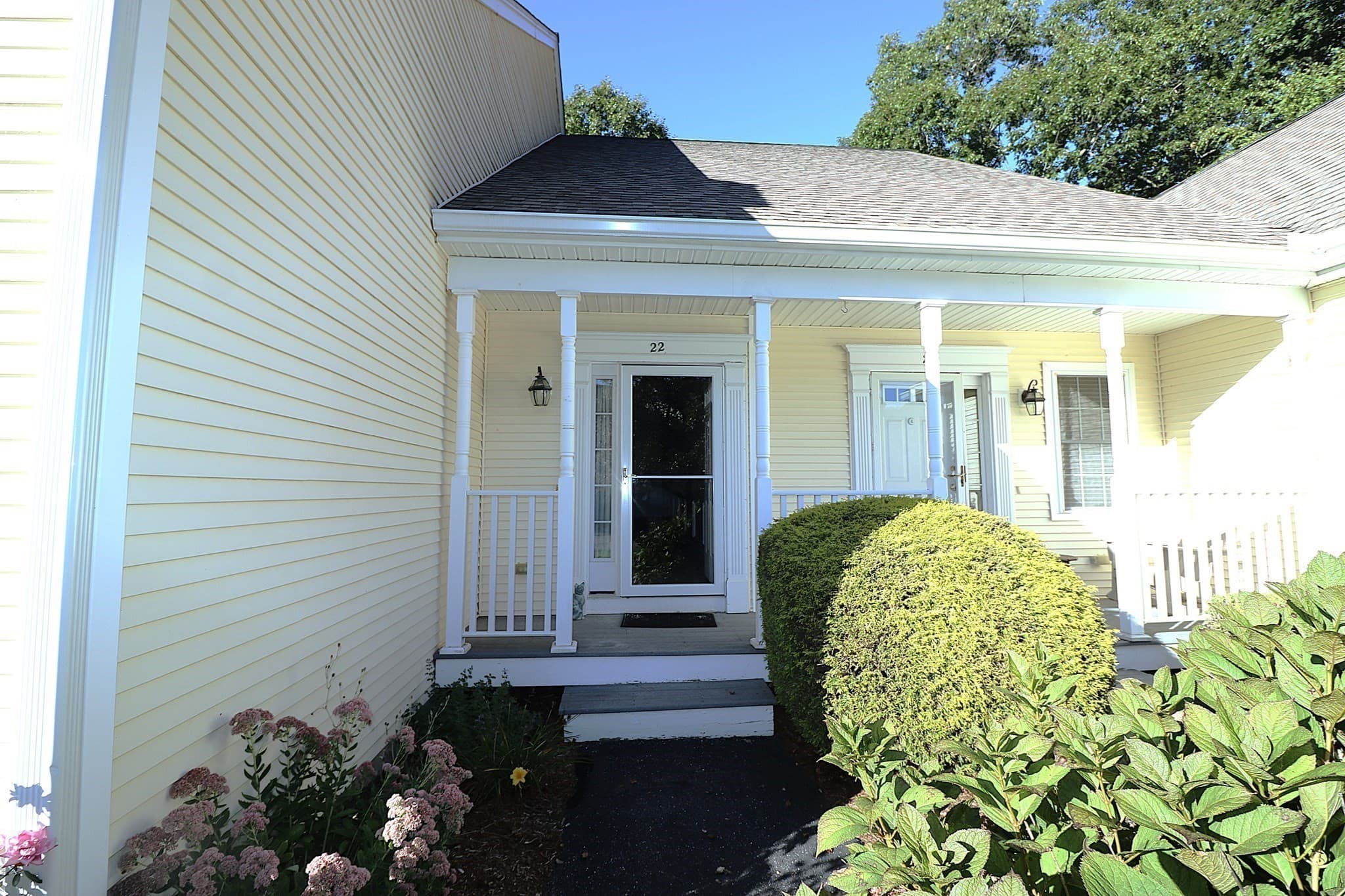 Condominium at 22 Horne Way # 22, Millbury MA 01527, Millbury, photo 2 of 27