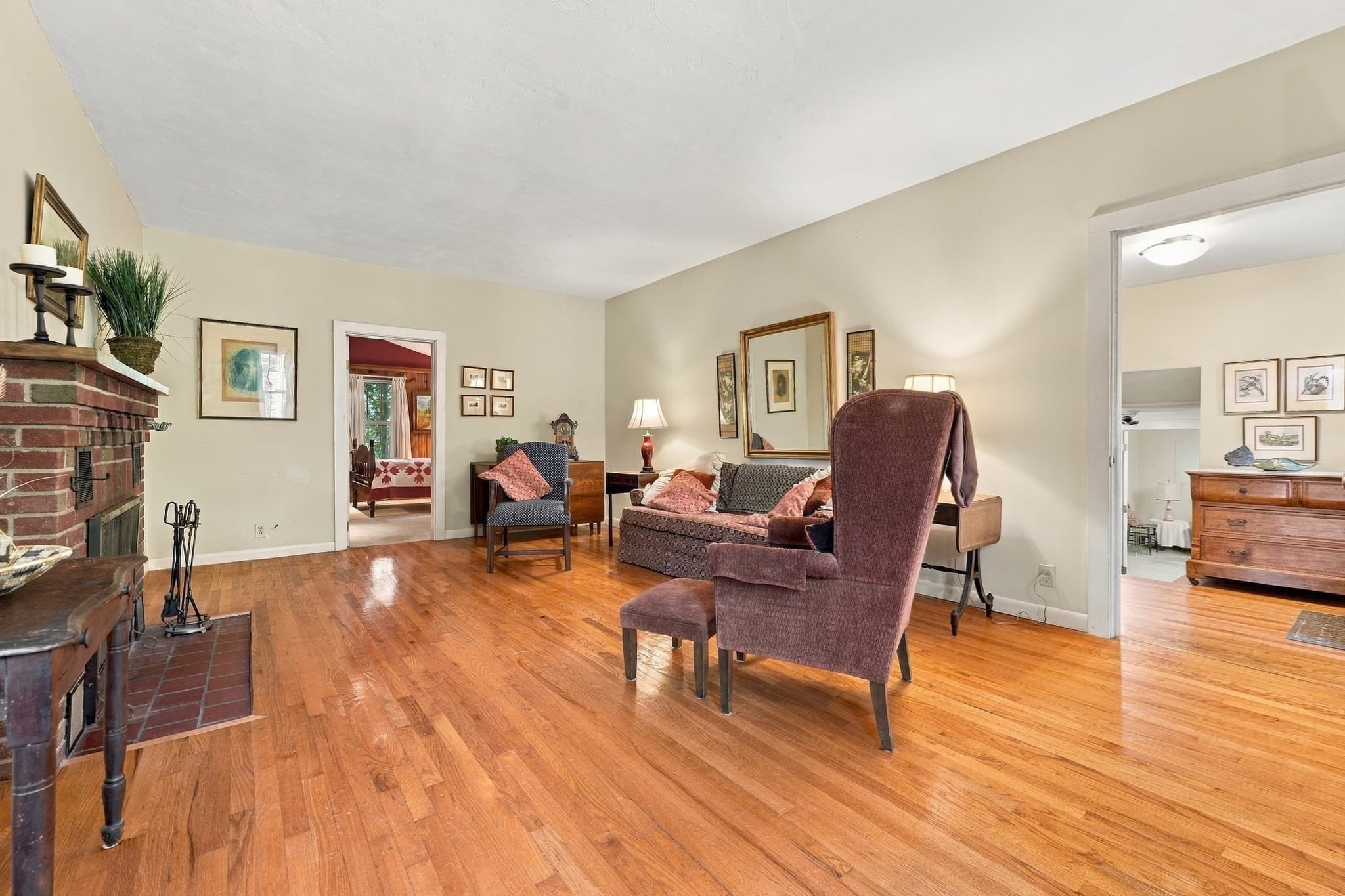 Single Family Residence at 185 Sutton Ave, Oxford MA 01540, Oxford, photo 11 of 37