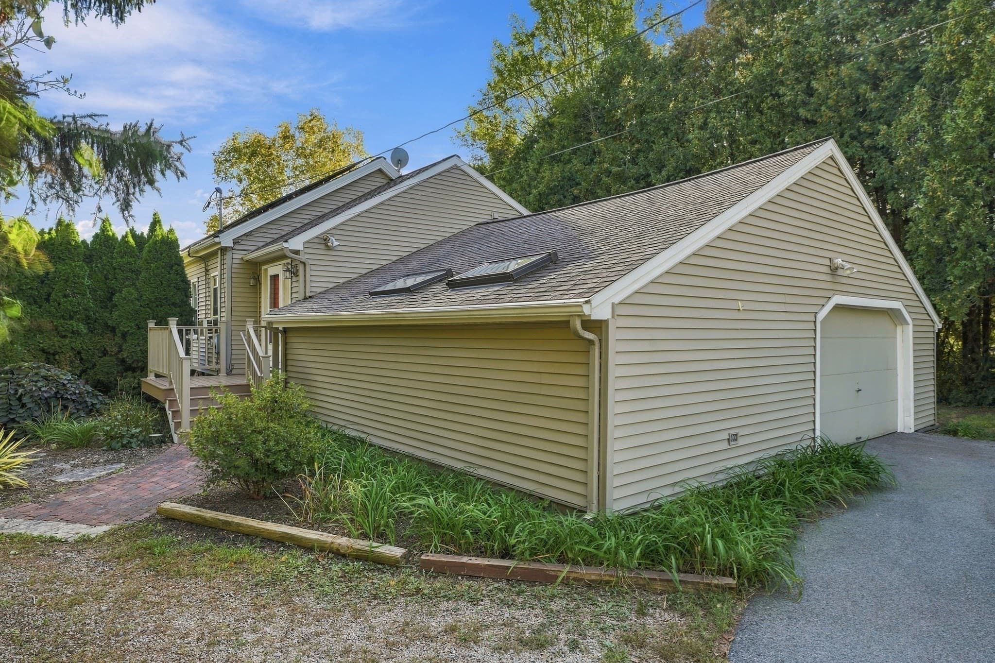 Single Family Residence at 185 Sutton Ave, Oxford MA 01540, Oxford, photo 35 of 37