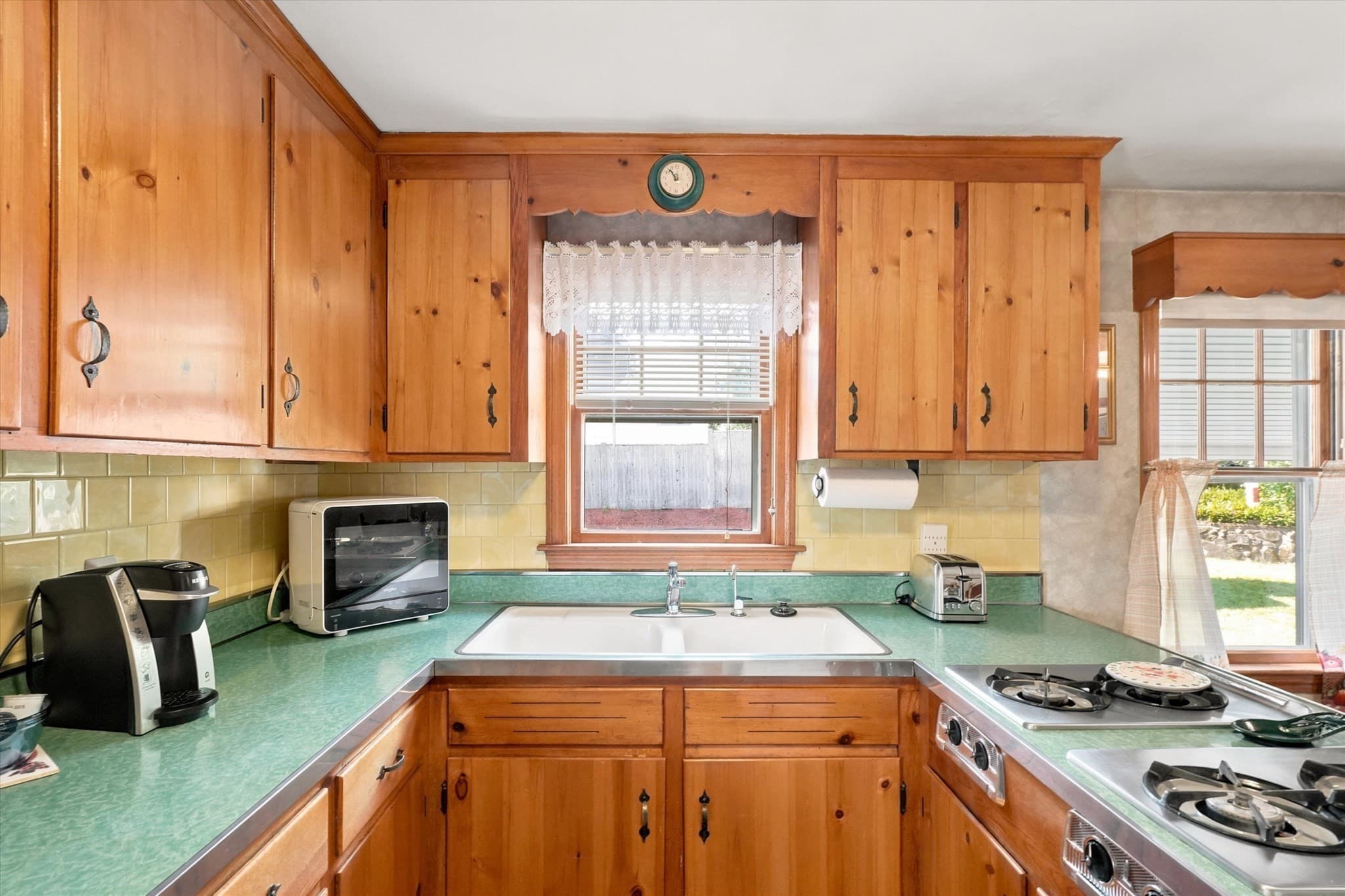 Single Family Residence at 61 Clayton Ave., Methuen MA 01844, Methuen, photo 11 of 42
