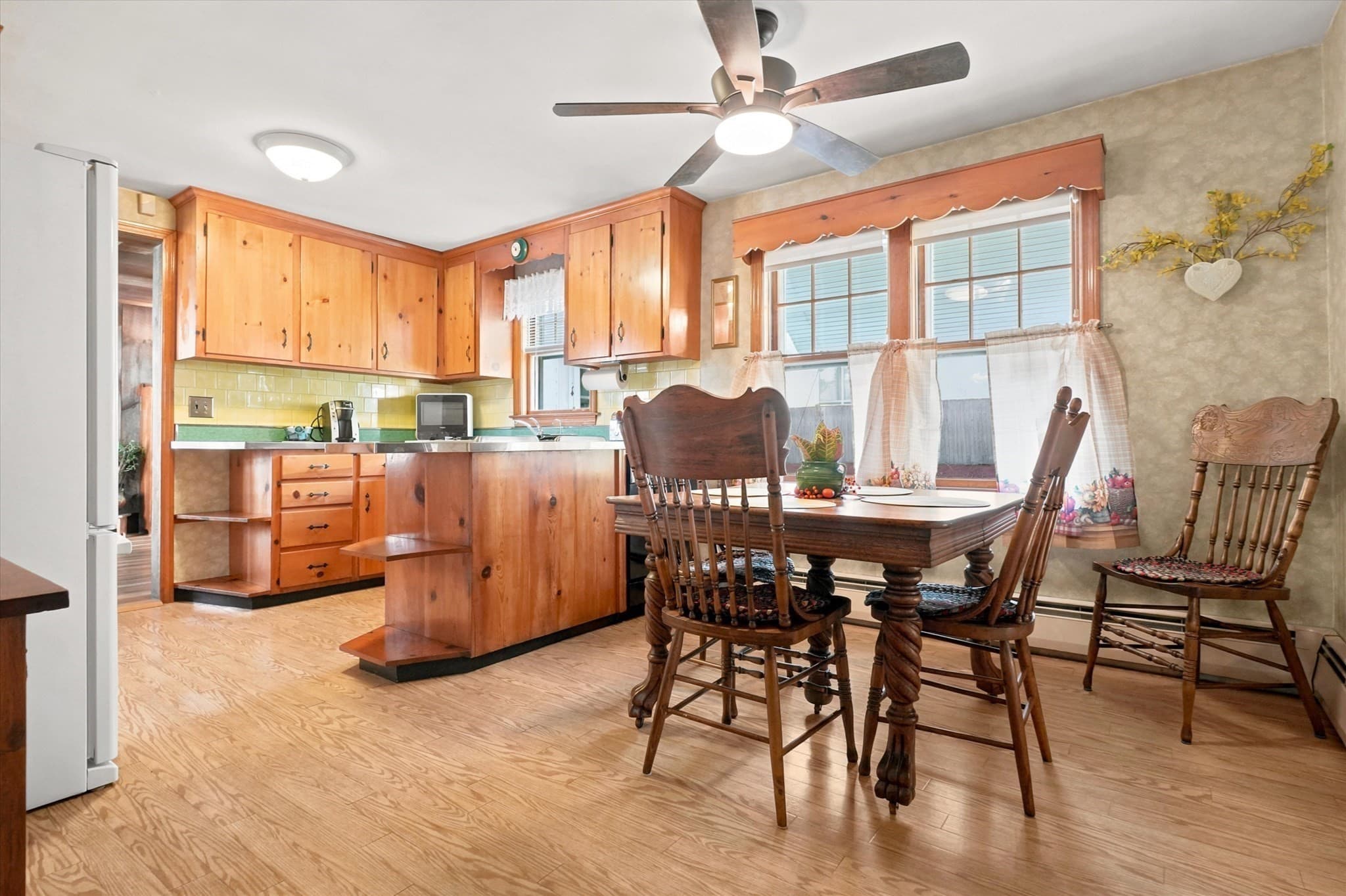 Single Family Residence at 61 Clayton Ave., Methuen MA 01844, Methuen, photo 8 of 42
