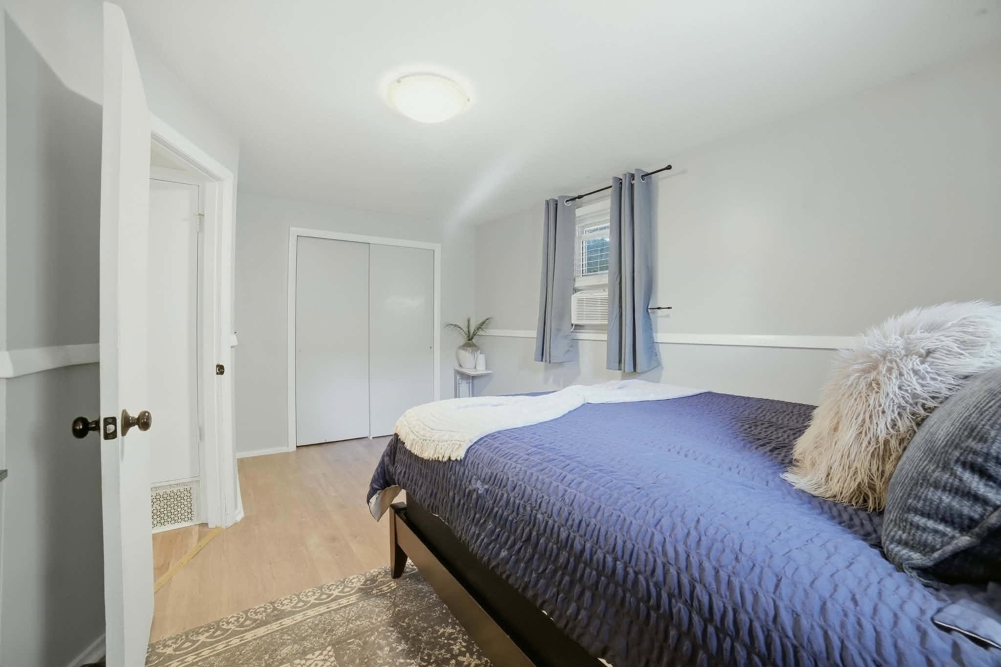 Single Family Residence at 19 Harold St, Worcester MA 01604, Worcester, photo 13 of 28