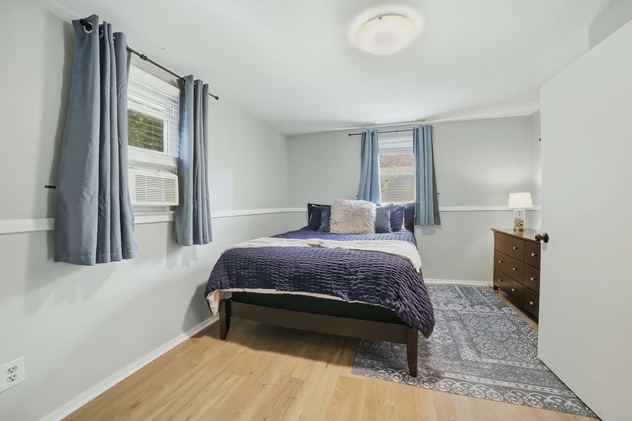 Single Family Residence at 19 Harold St, Worcester MA 01604, Worcester, photo 12 of 28