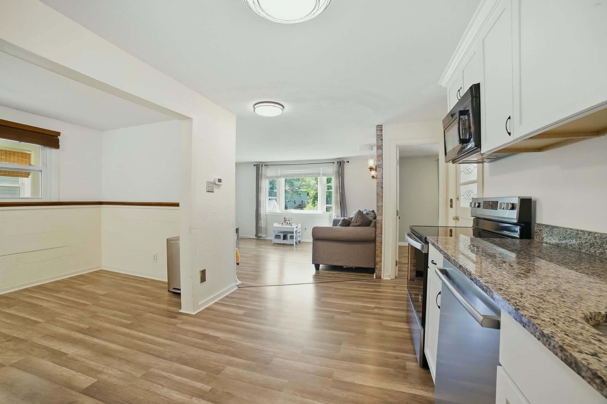 Single Family Residence at 19 Harold St, Worcester MA 01604, Worcester, photo 8 of 28