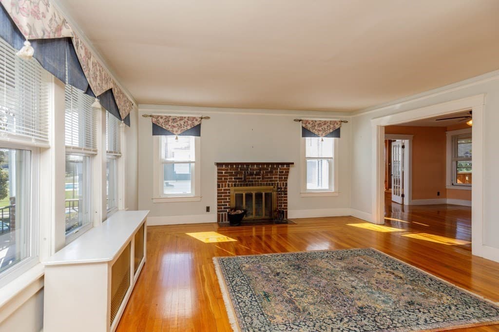 Single Family Residence at 12 Abbott Street, Gardner MA 01440, Gardner, photo 6 of 23