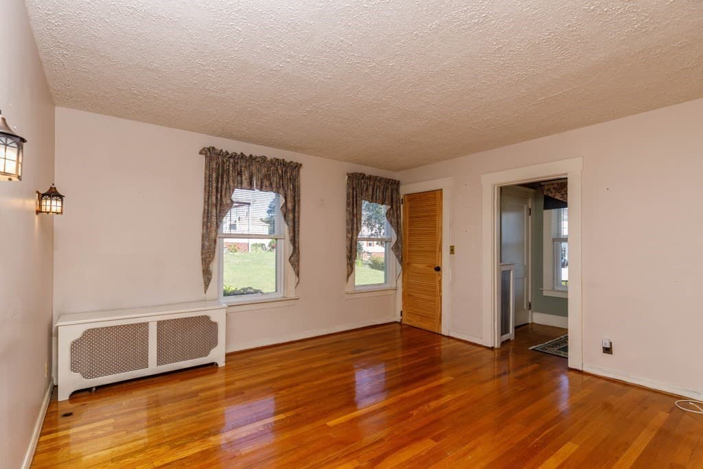Single Family Residence at 12 Abbott Street, Gardner MA 01440, Gardner, photo 10 of 23