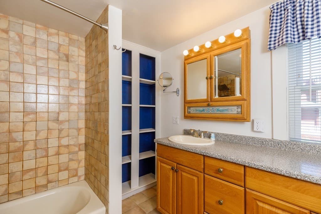 Single Family Residence at 12 Abbott Street, Gardner MA 01440, Gardner, photo 14 of 23