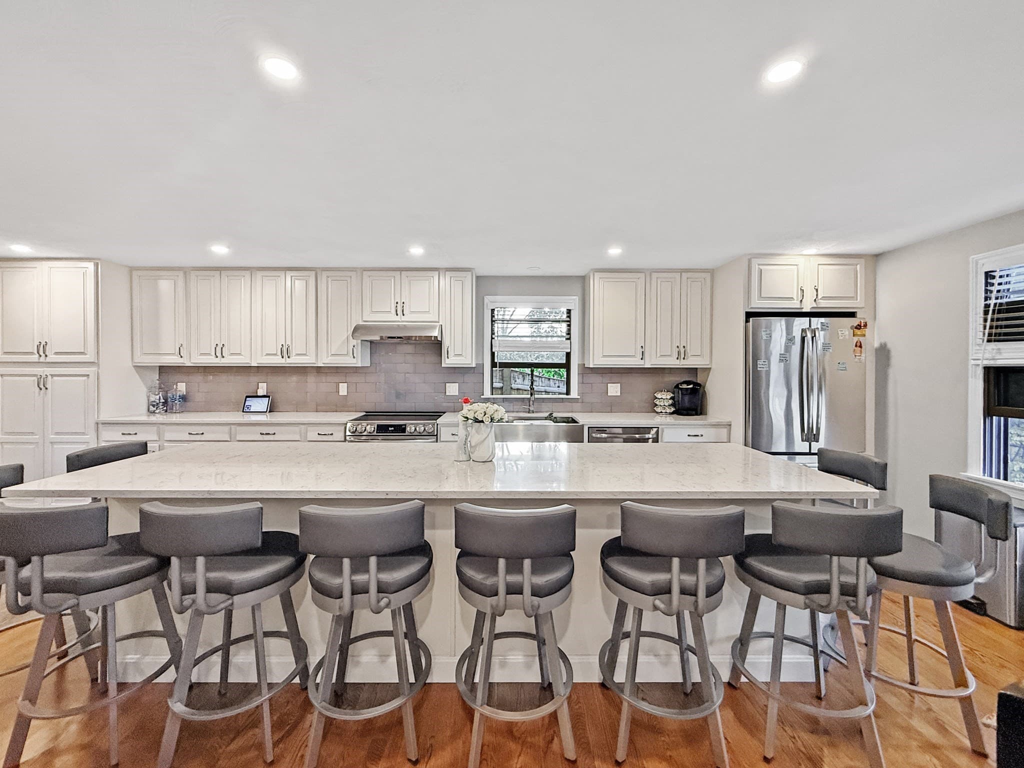 Single Family Residence at 59 Maplewood Rd, Lynn MA 01904, Lynn, photo 12 of 42