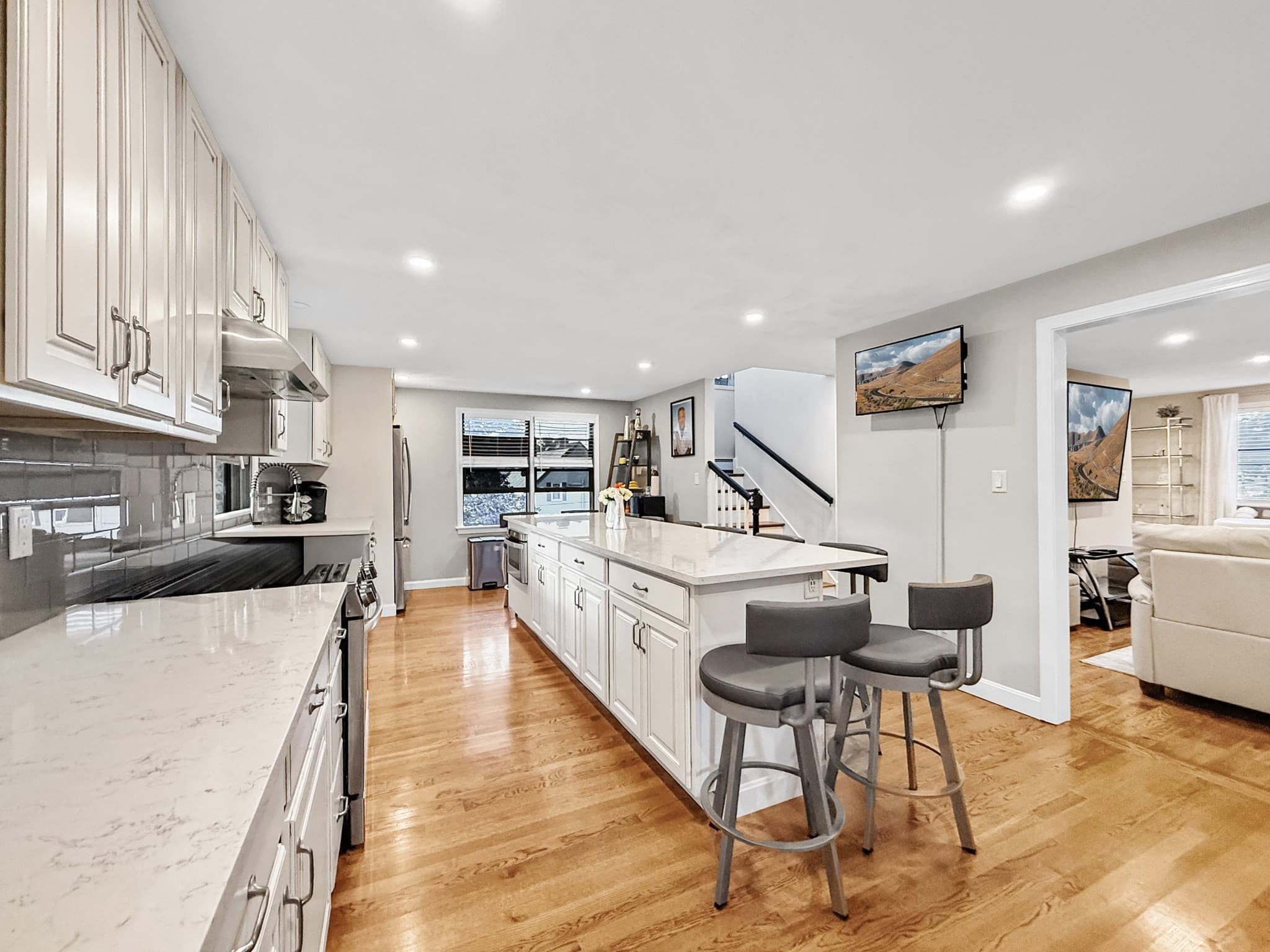 Single Family Residence at 59 Maplewood Rd, Lynn MA 01904, Lynn, photo 10 of 42