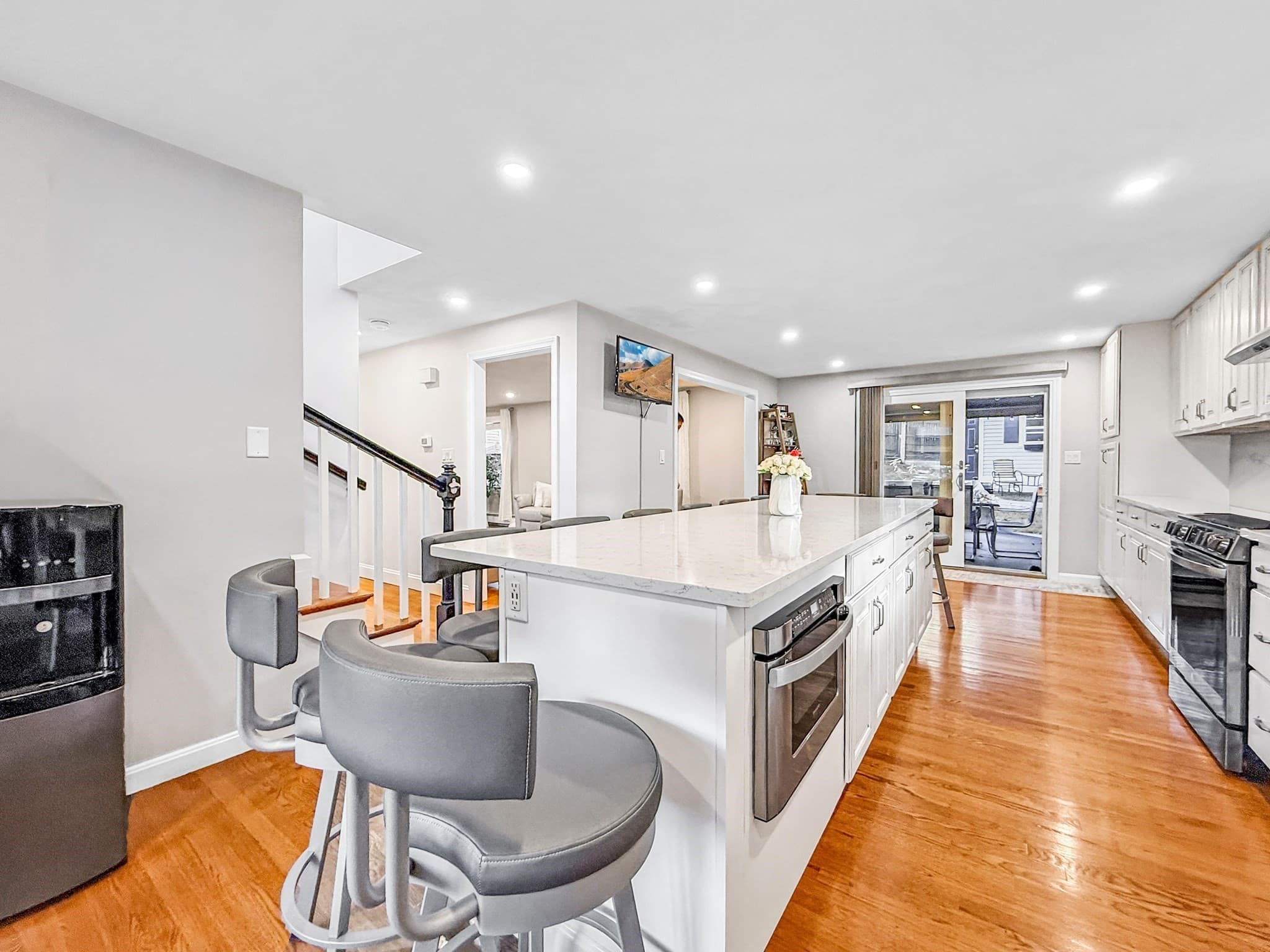 Single Family Residence at 59 Maplewood Rd, Lynn MA 01904, Lynn, photo 14 of 42