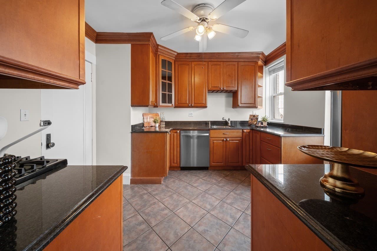 Condominium at 2039 Commonwealth Ave # 12A, Boston MA 02135, photo 9 of 34