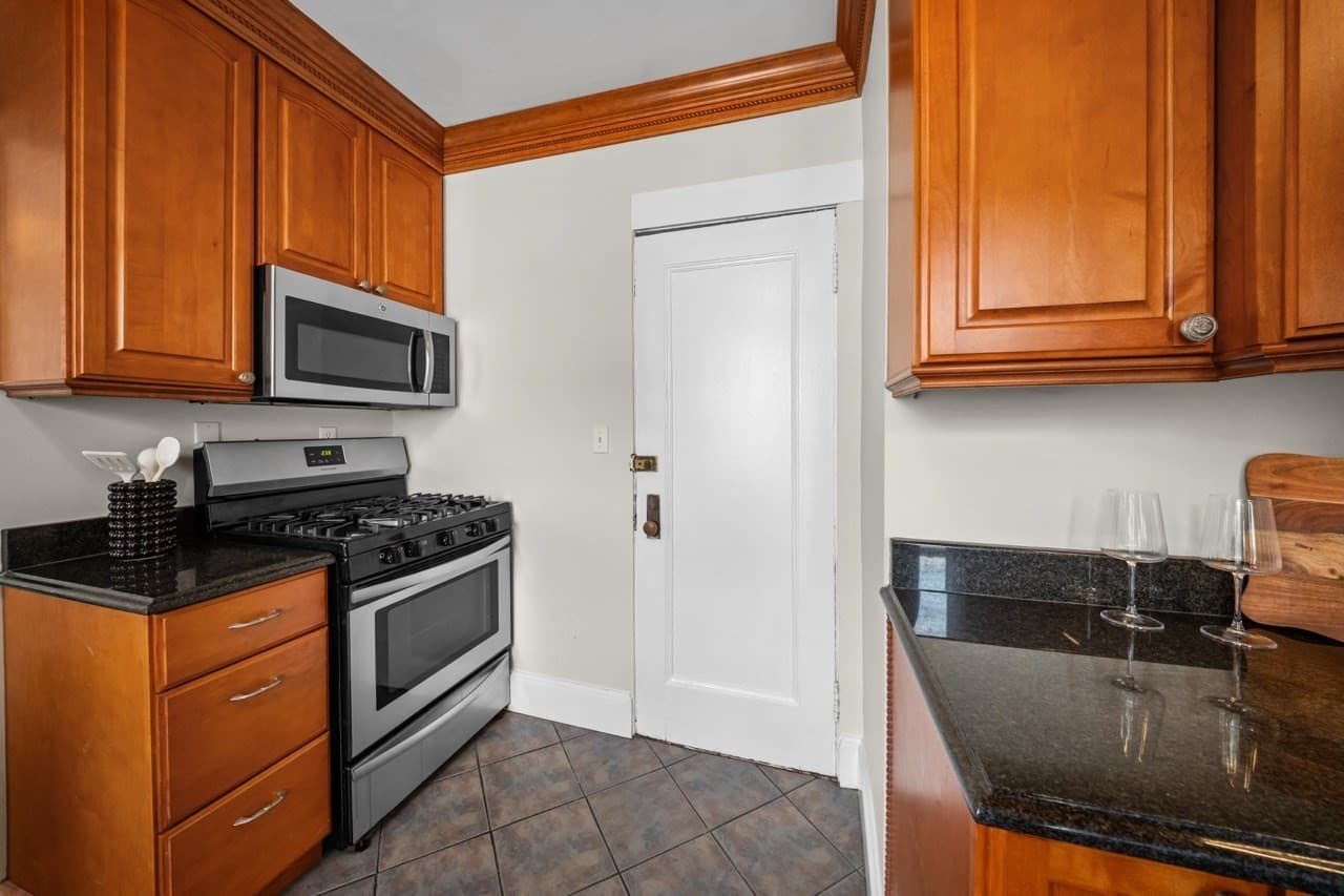 Condominium at 2039 Commonwealth Ave # 12A, Boston MA 02135, photo 11 of 34
