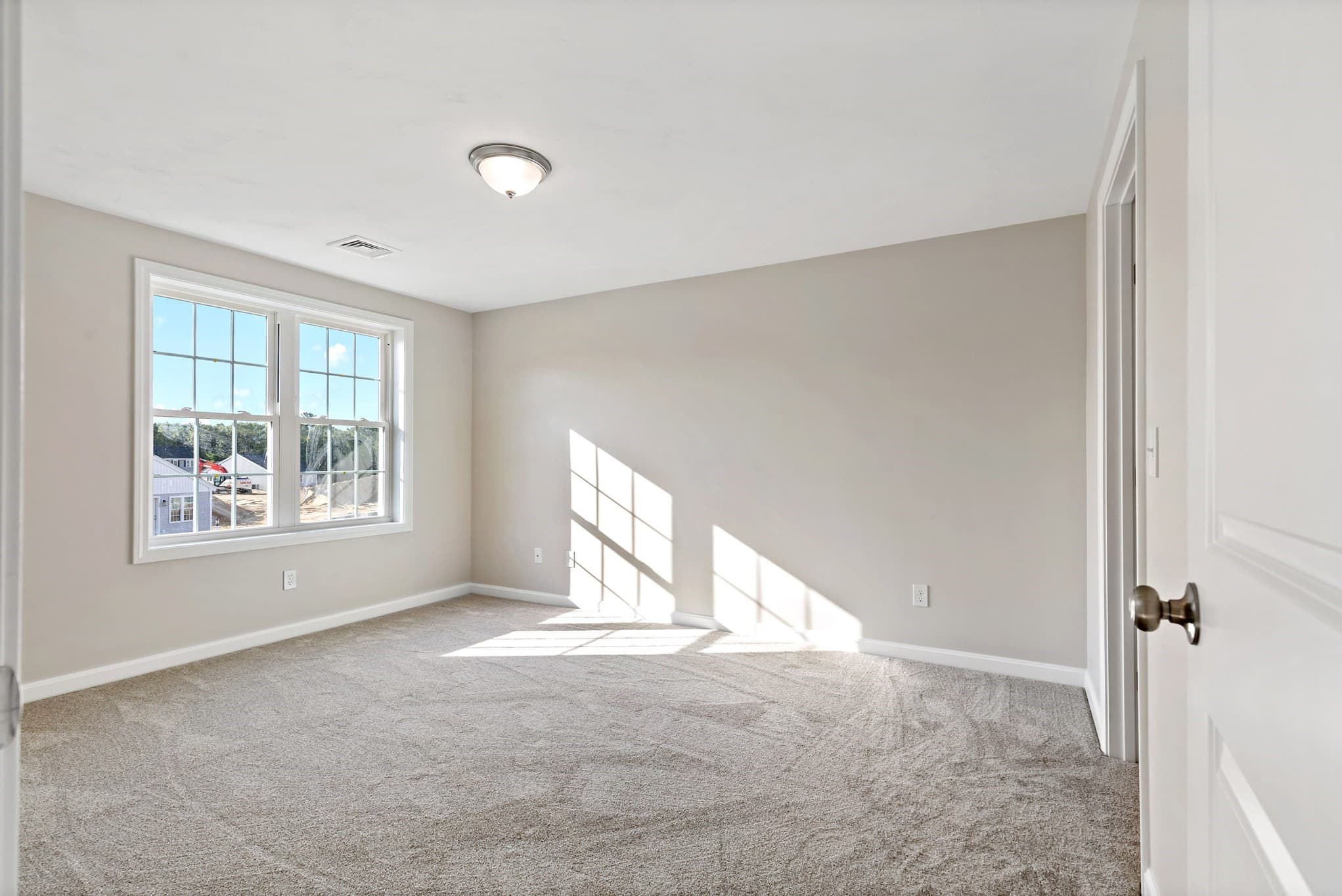 Single Family Residence at 4 Lady Bug Ln, Plymouth MA 02360, Plymouth, photo 23 of 29