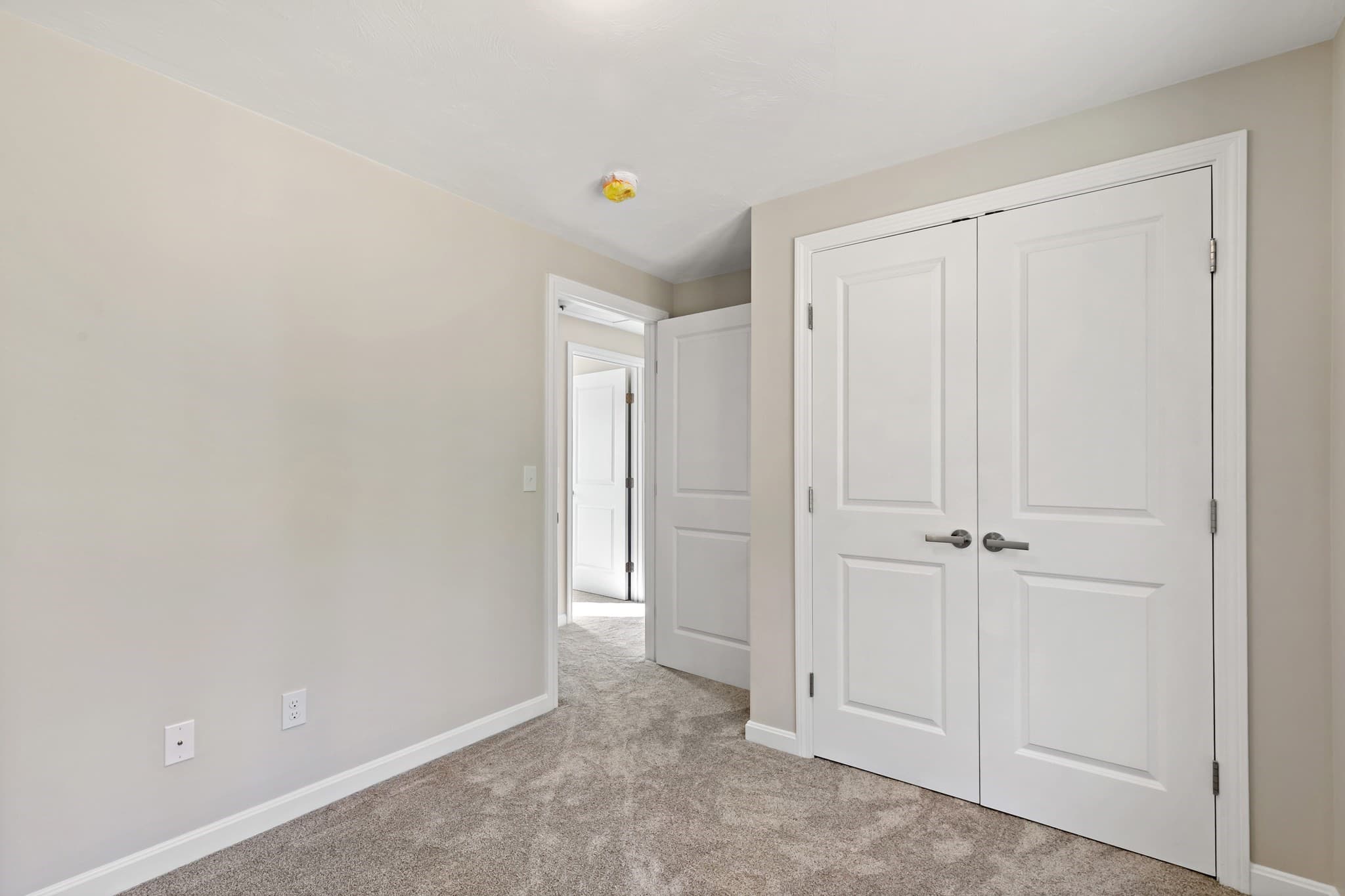 Single Family Residence at 4 Lady Bug Ln, Plymouth MA 02360, Plymouth, photo 20 of 29