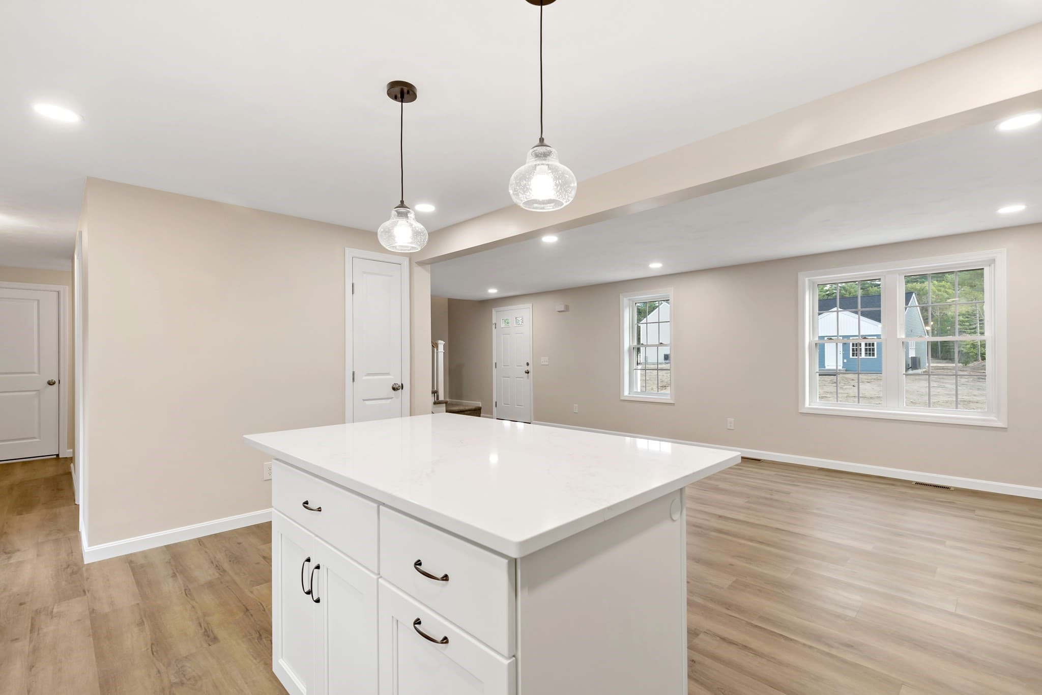 Single Family Residence at 4 Lady Bug Ln, Plymouth MA 02360, Plymouth, photo 14 of 29