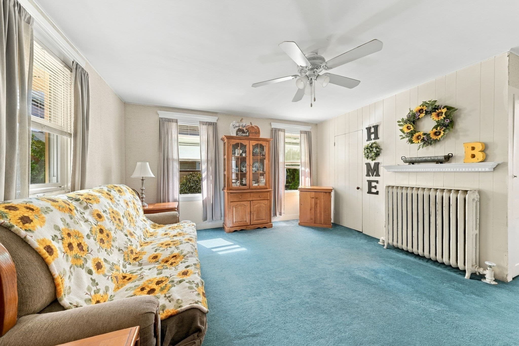 Single Family Residence at 326 Cedar St, New Bedford MA 02740, New Bedford, photo 10 of 28