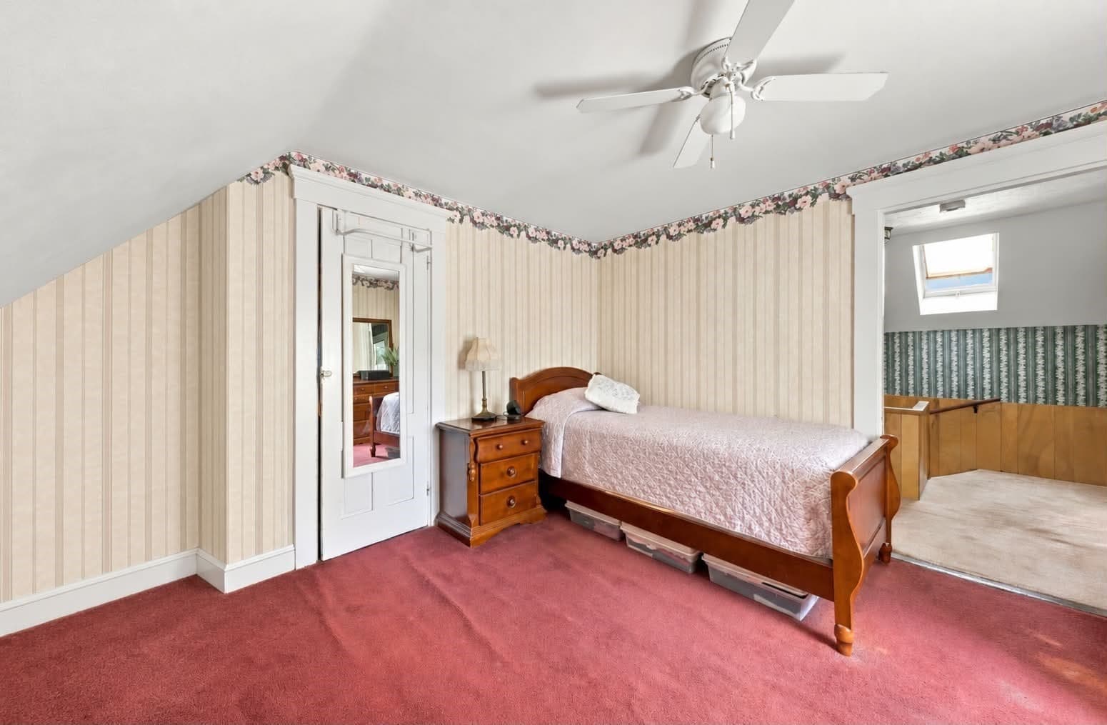 Single Family Residence at 326 Cedar St, New Bedford MA 02740, New Bedford, photo 19 of 28