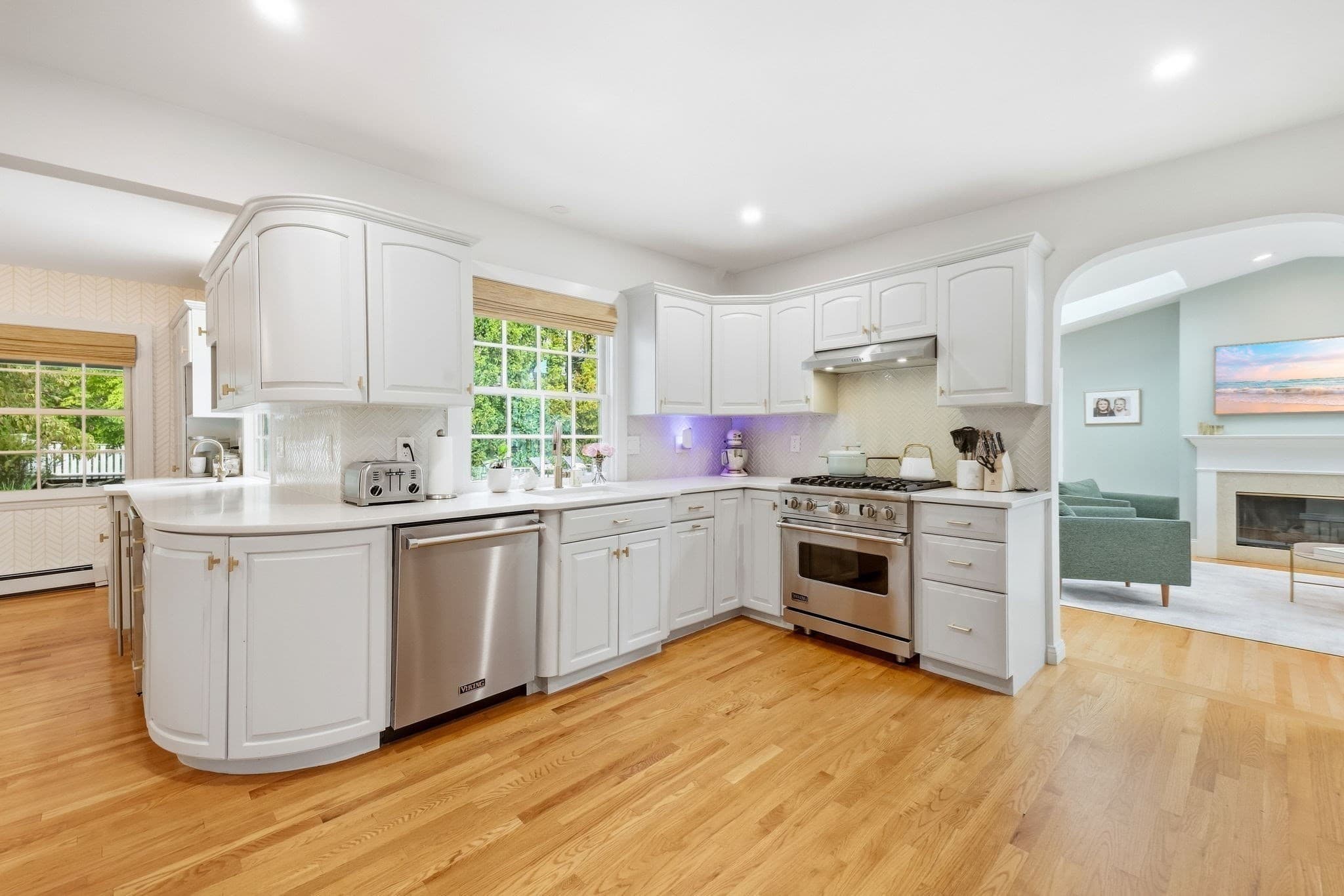 Single Family Residence at 276 Andover St, Andover MA 01810, Andover, photo 9 of 39