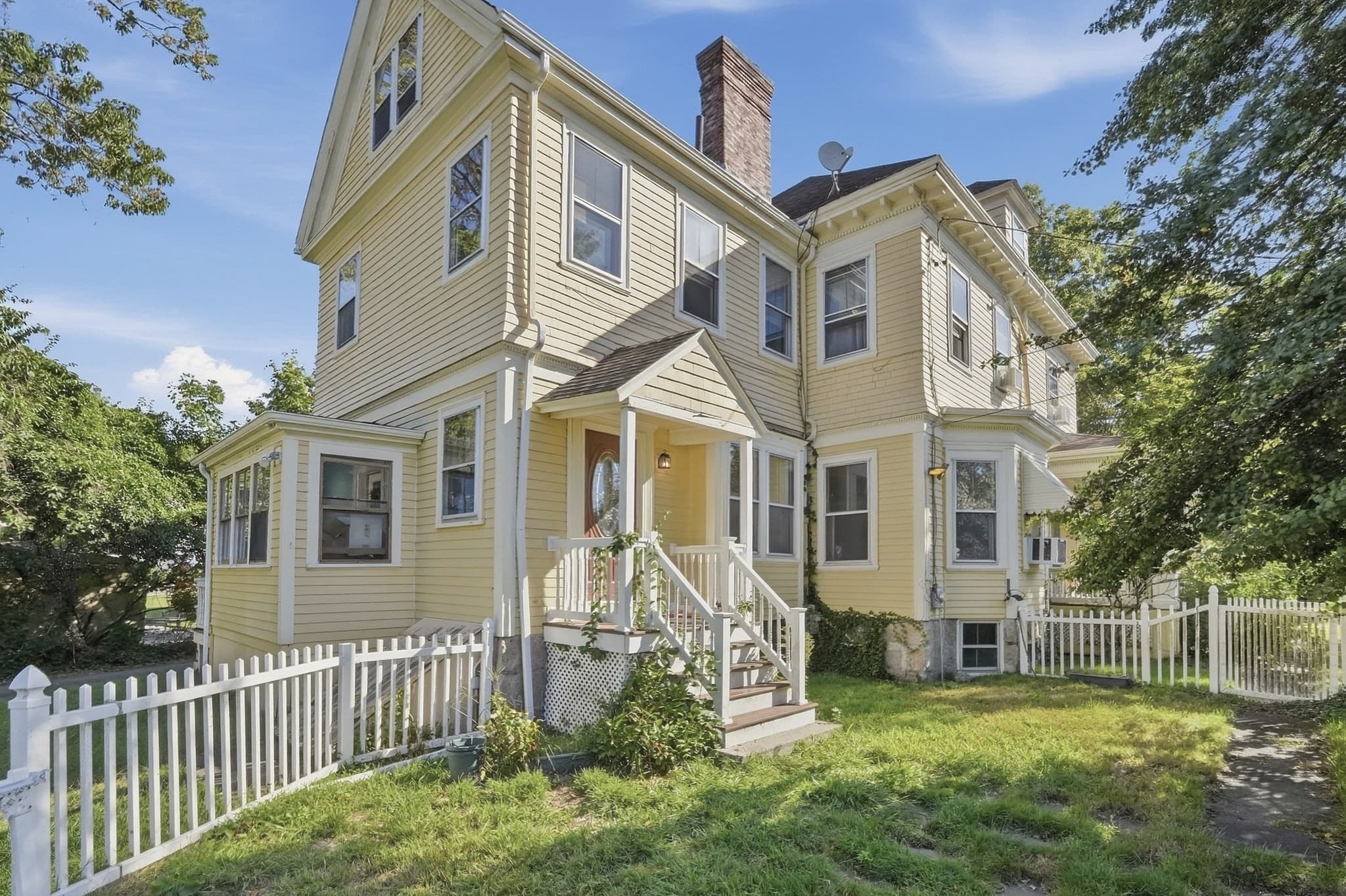 Single Family Residence at 252 Main Street, Fairhaven MA 02719, Fairhaven, photo 3 of 42