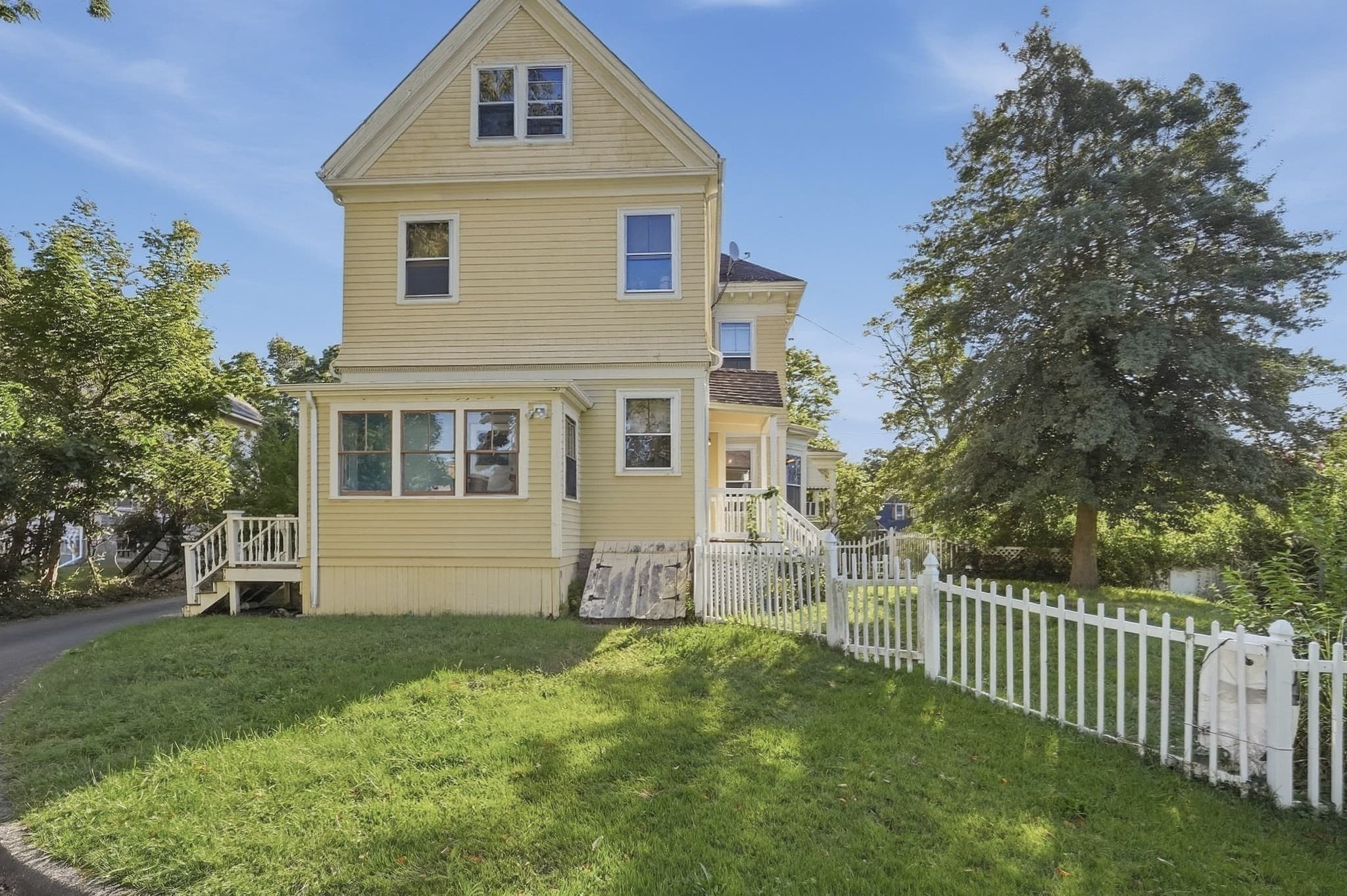 Single Family Residence at 252 Main Street, Fairhaven MA 02719, Fairhaven, photo 36 of 42