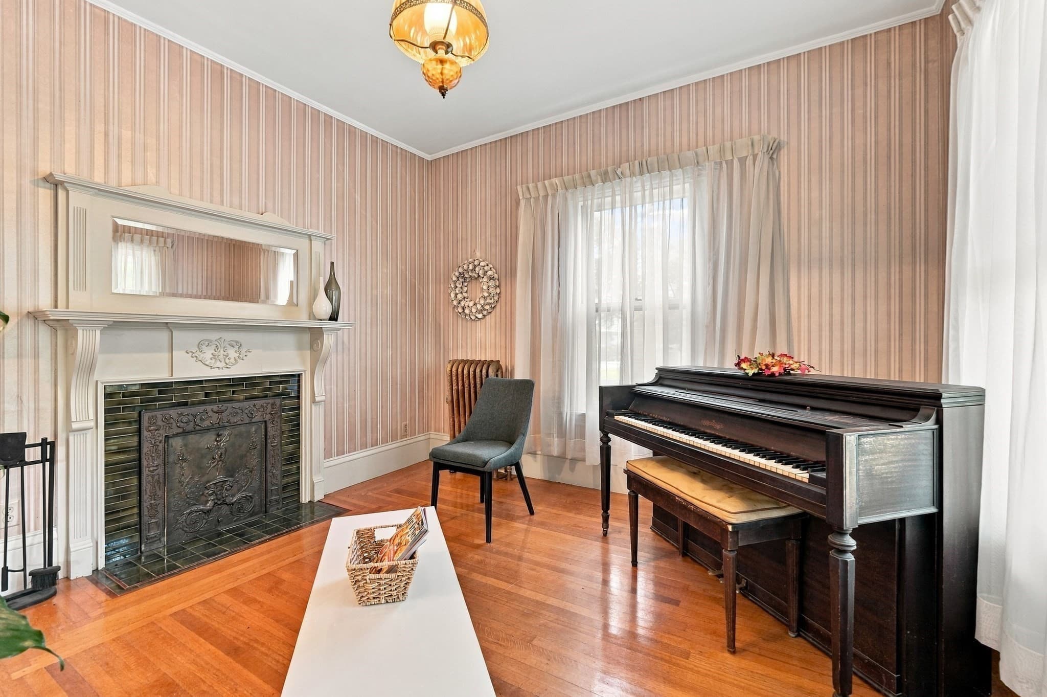 Single Family Residence at 252 Main Street, Fairhaven MA 02719, Fairhaven, photo 9 of 42