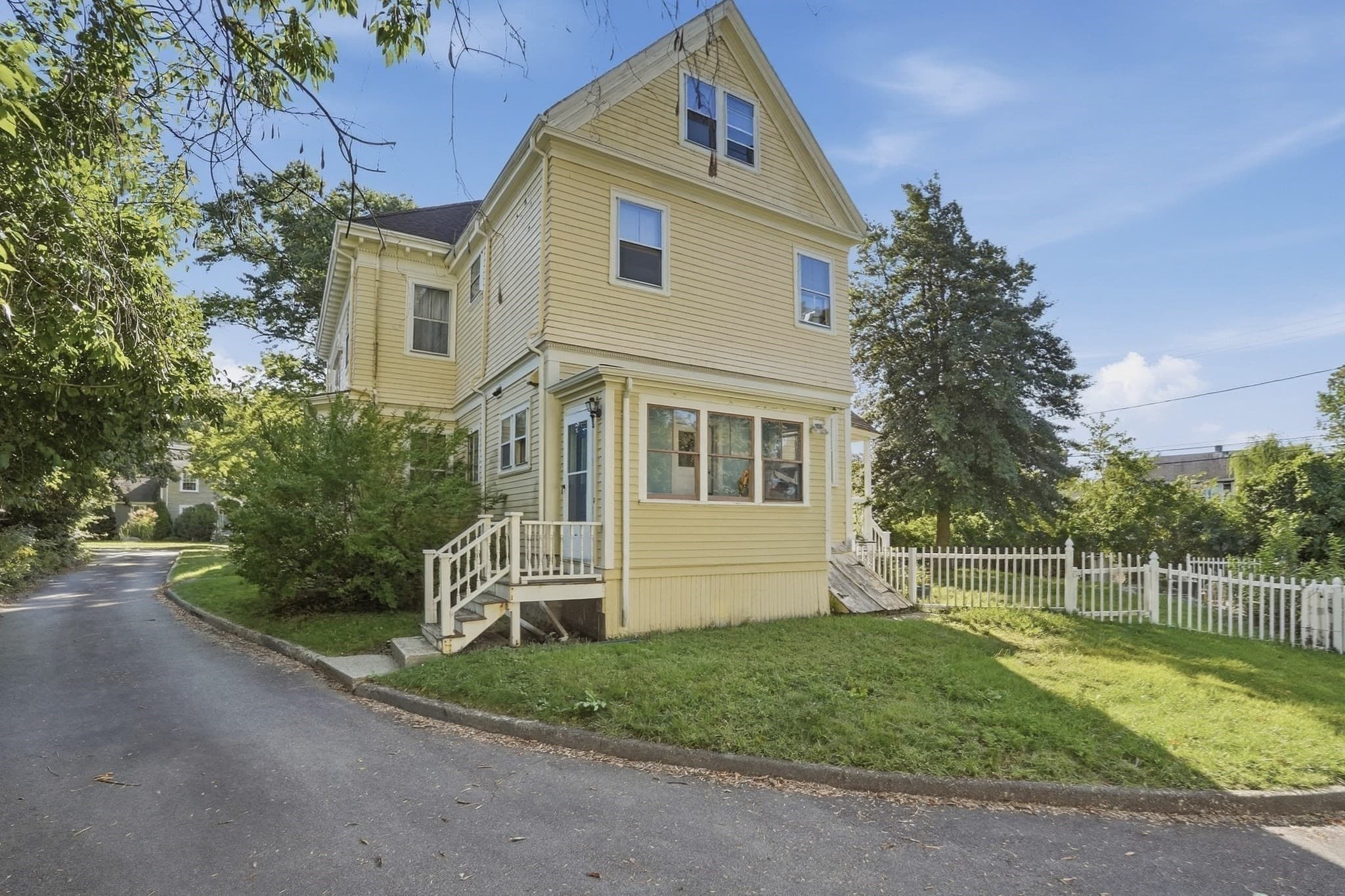 Single Family Residence at 252 Main Street, Fairhaven MA 02719, Fairhaven, photo 40 of 42