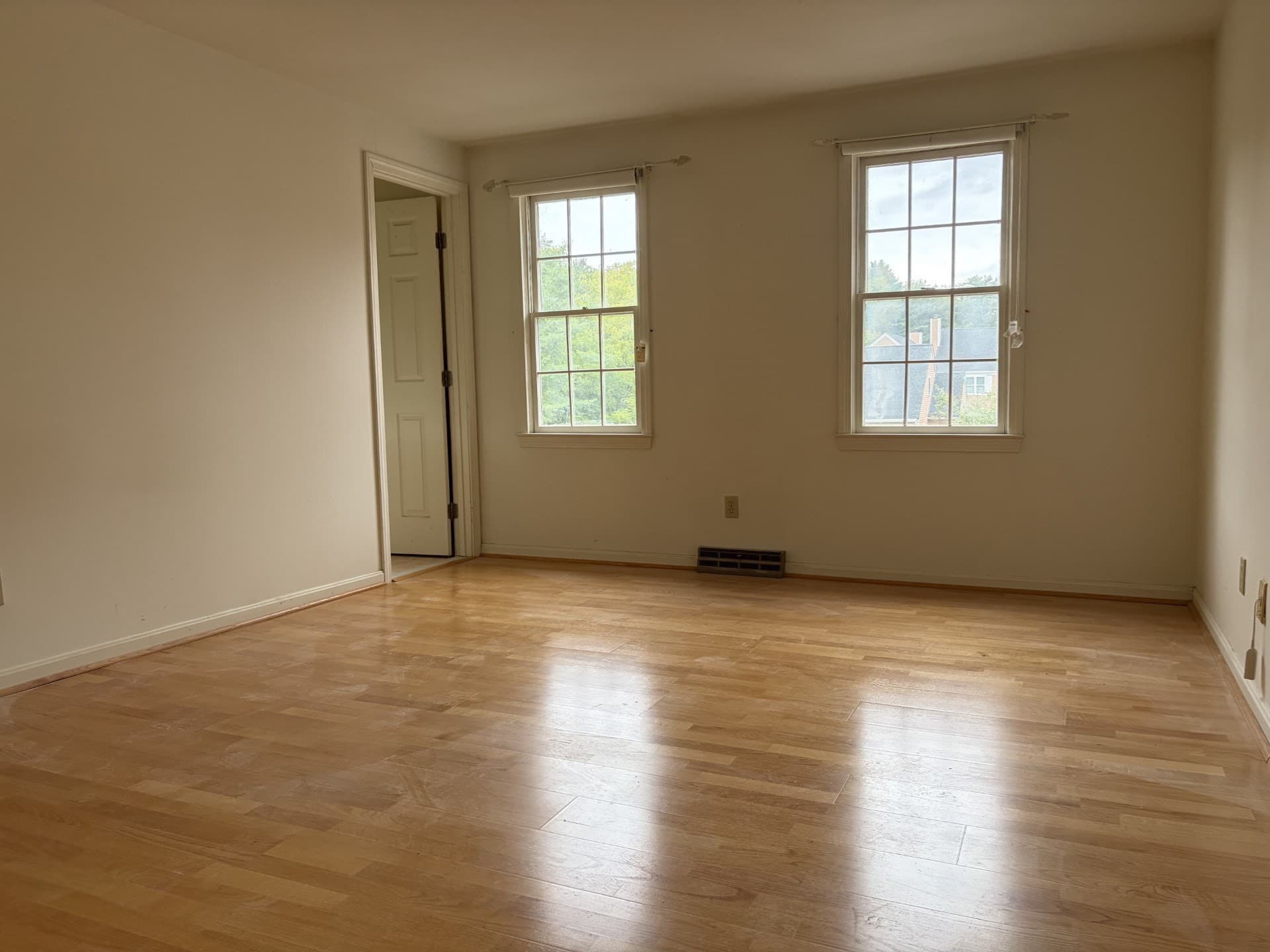 Condominium at 163 Whittier Meadows Drive # 163, Amesbury MA 01913, Amesbury, photo 11 of 20