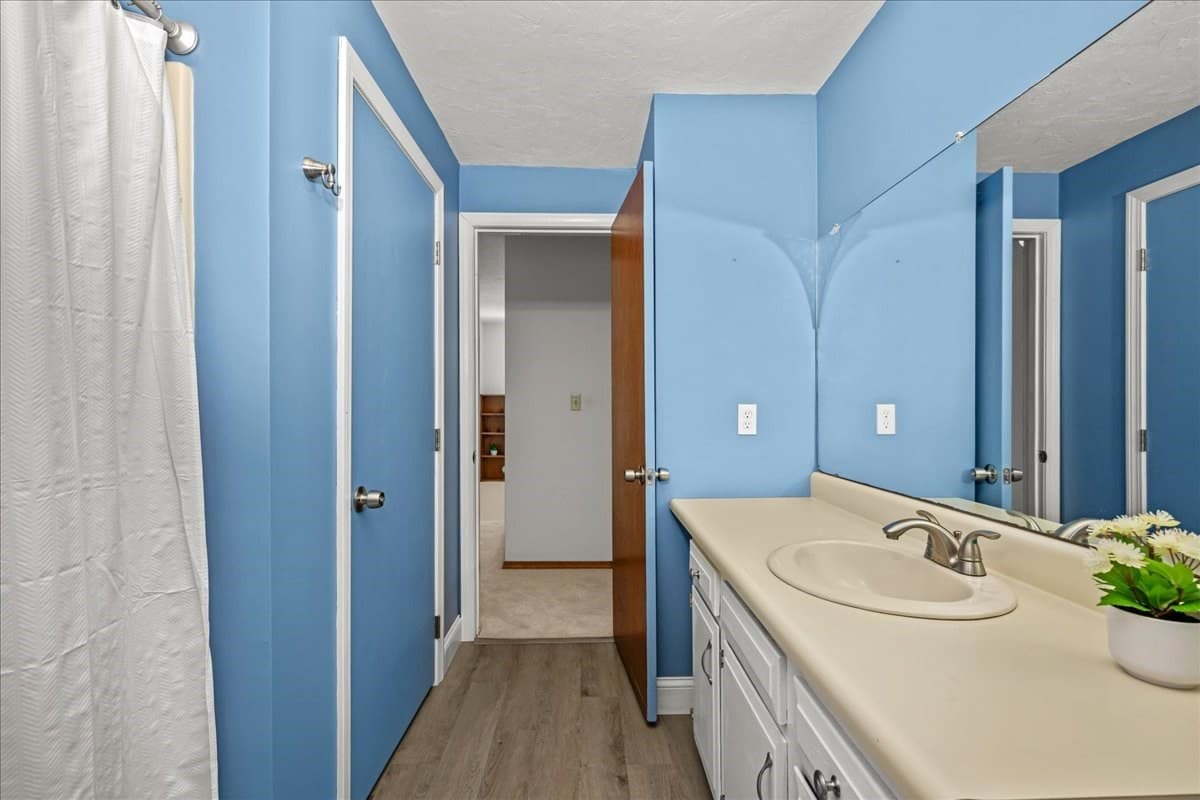 Condominium at 40 Lexington Road # 40, Millbury MA 01527, Millbury, photo 17 of 31