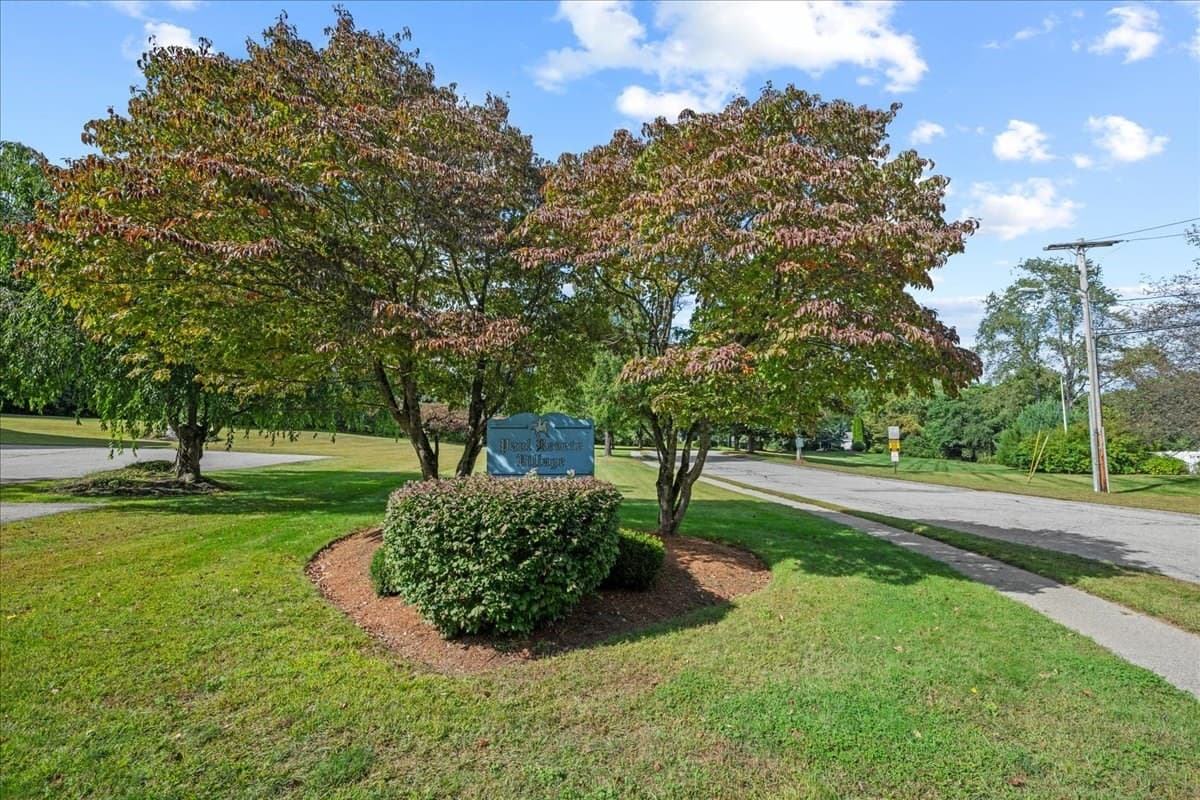 Condominium at 40 Lexington Road # 40, Millbury MA 01527, Millbury, photo 30 of 31