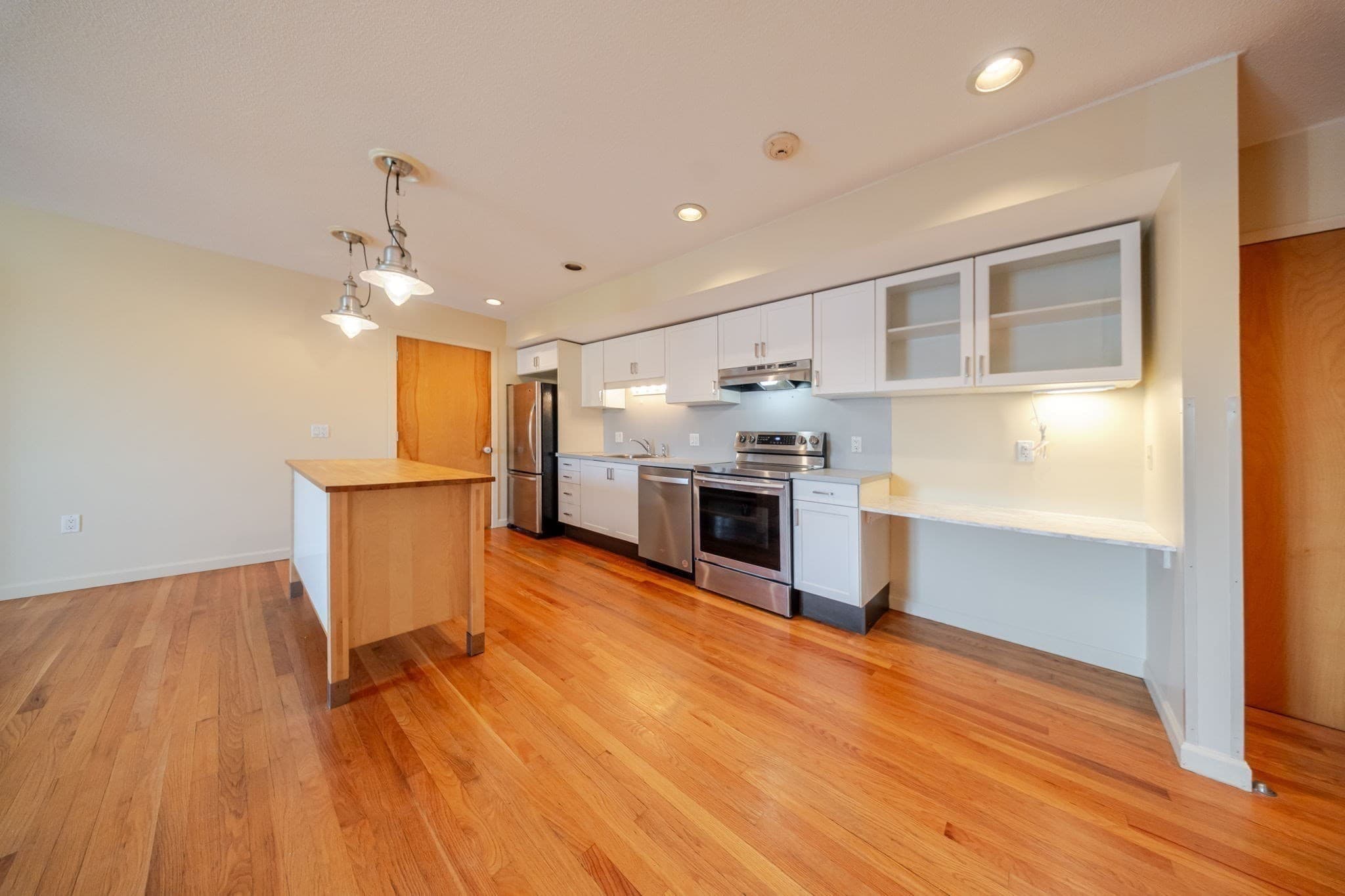 Condominium at 351 Pleasant St # 9, Northampton MA 01060, Northampton, photo 5 of 27