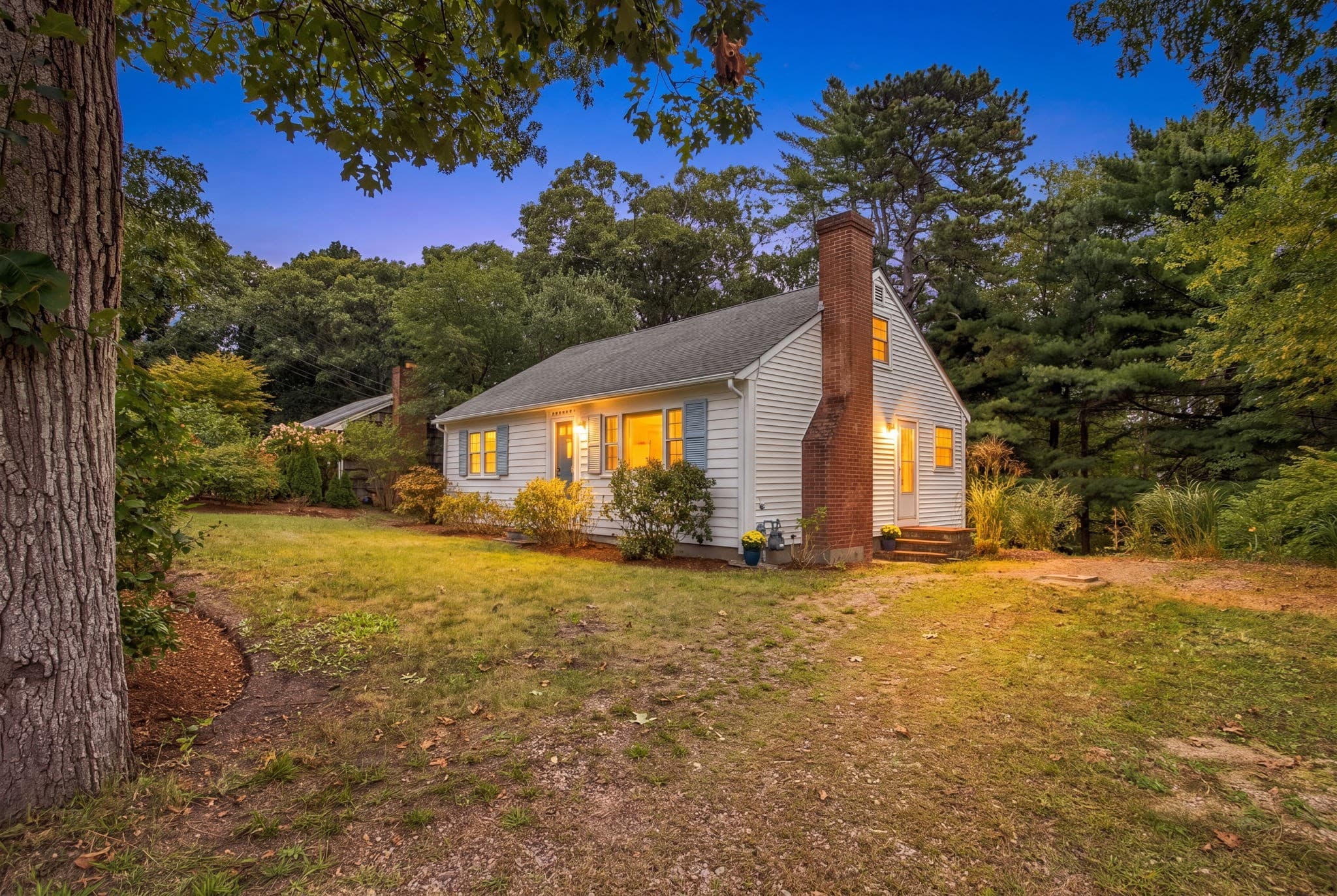 172 Telegraph Rd, Dennis MA 02639