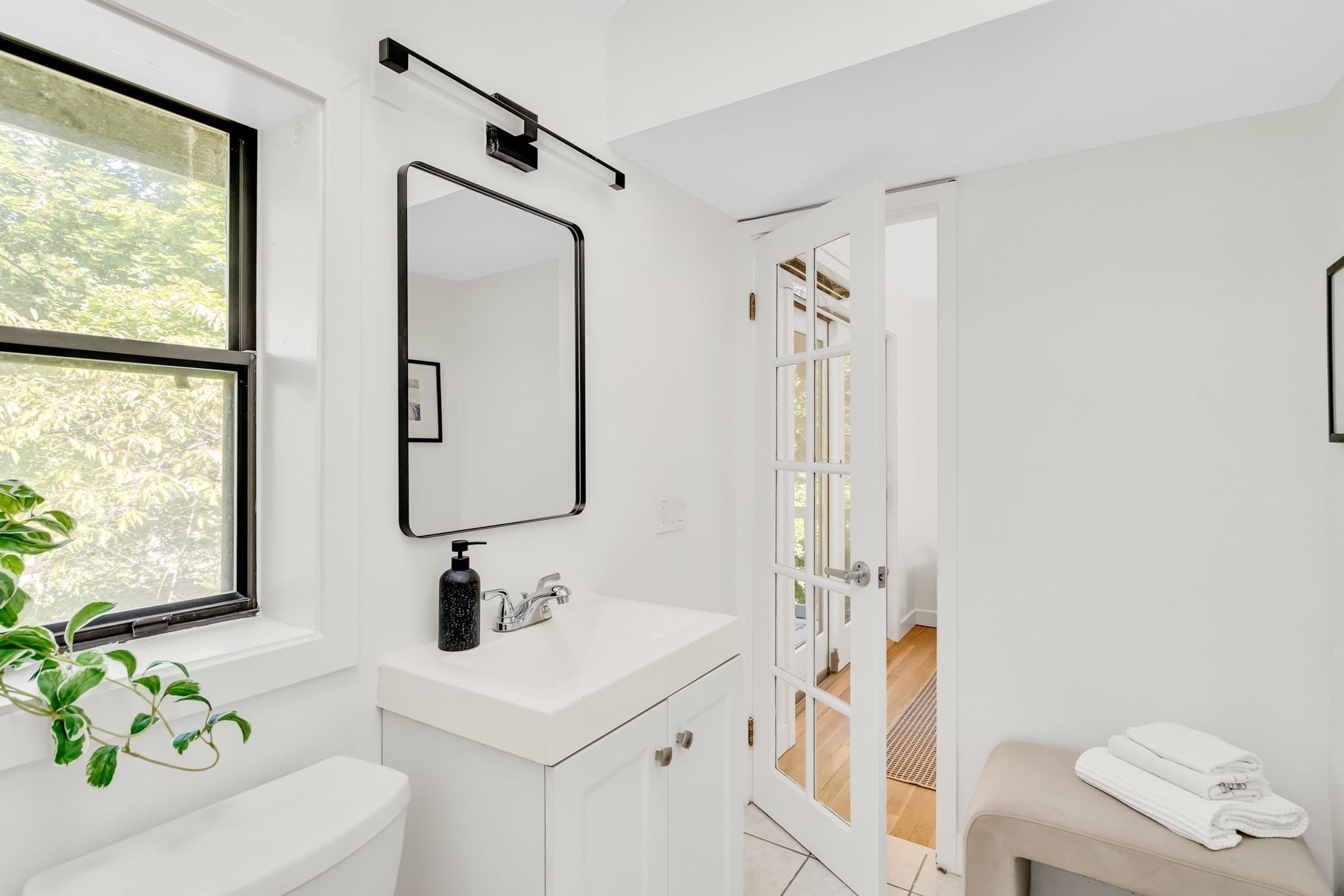 Single Family Residence at 47-15 Cogswell Ave, Cambridge MA 02140, Cambridge, photo 20 of 29