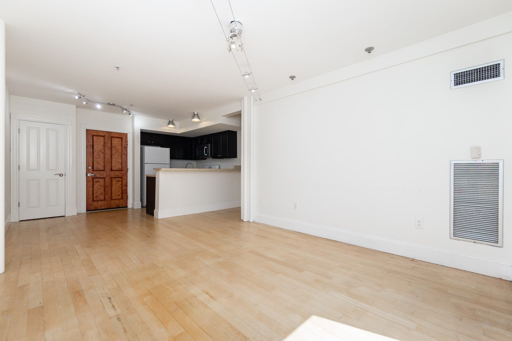 Condominium at 45-55 W Broadway # 208, Boston MA 02127, Boston, photo 11 of 24
