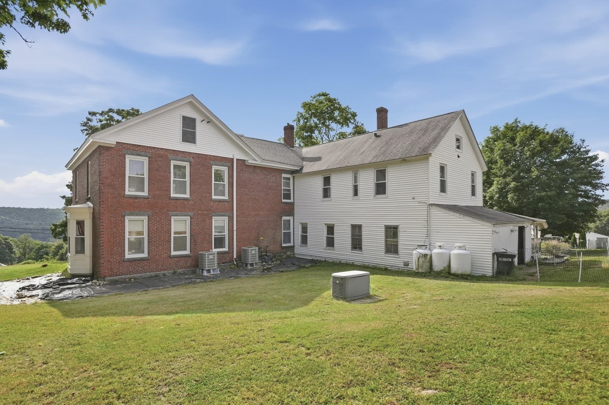 Single Family Residence at 307 Upper Church Street, Hardwick MA 01031, photo 2 of 41