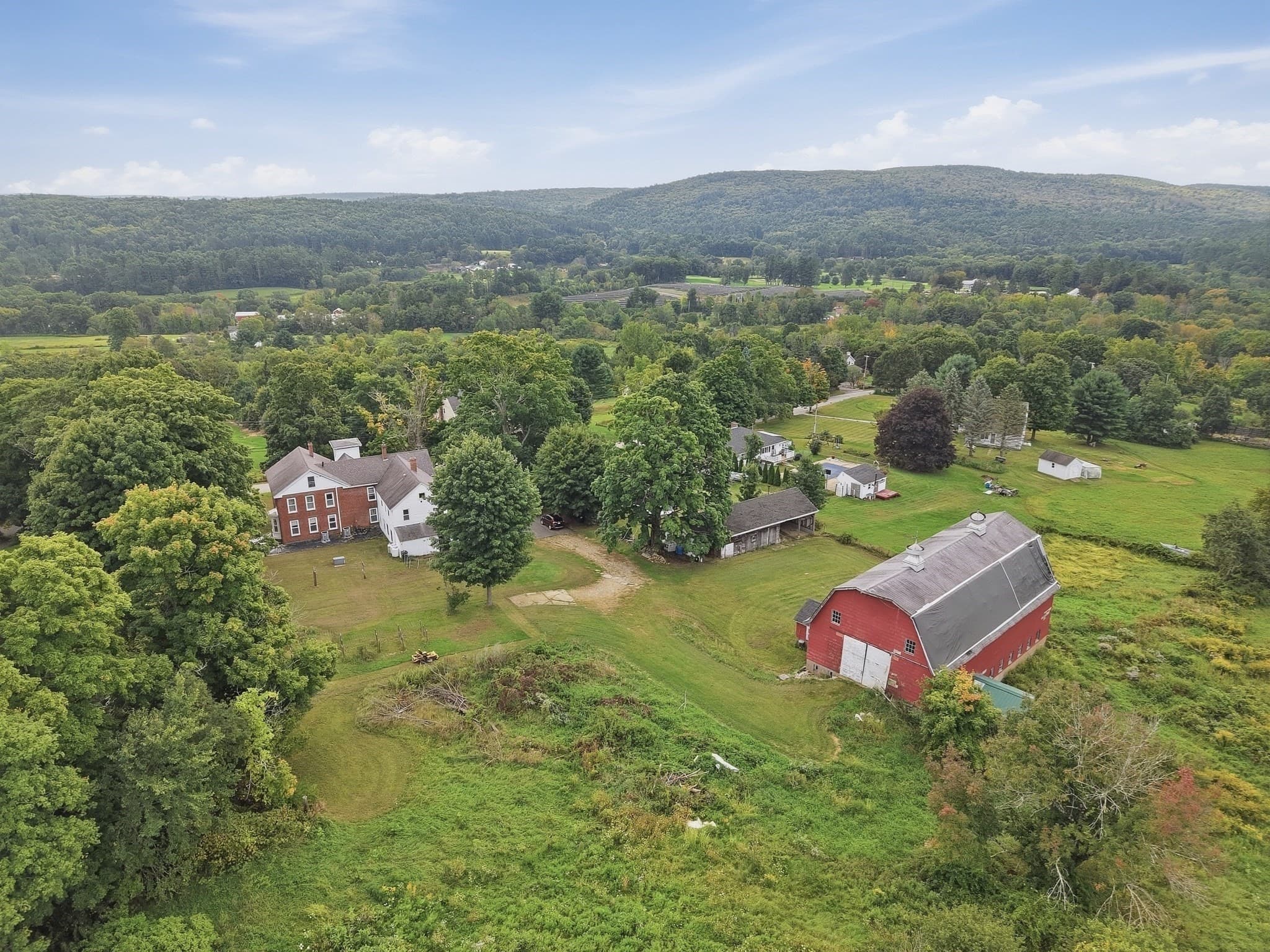 Single Family Residence at 307 Upper Church Street, Hardwick MA 01031, photo 34 of 41