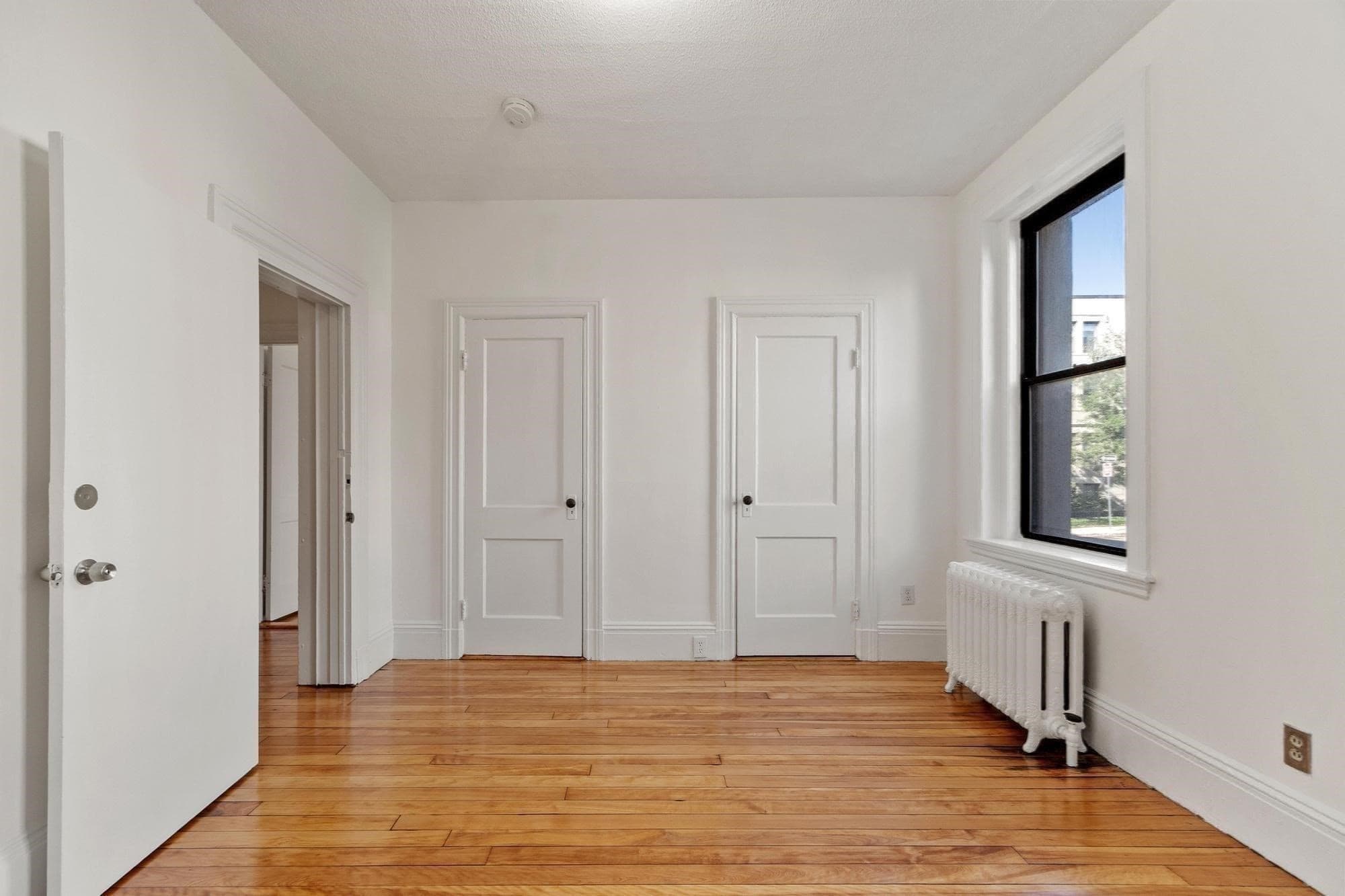 Condominium at 16 Glenville Ave Unit 1, Boston MA 02134, photo 6 of 20