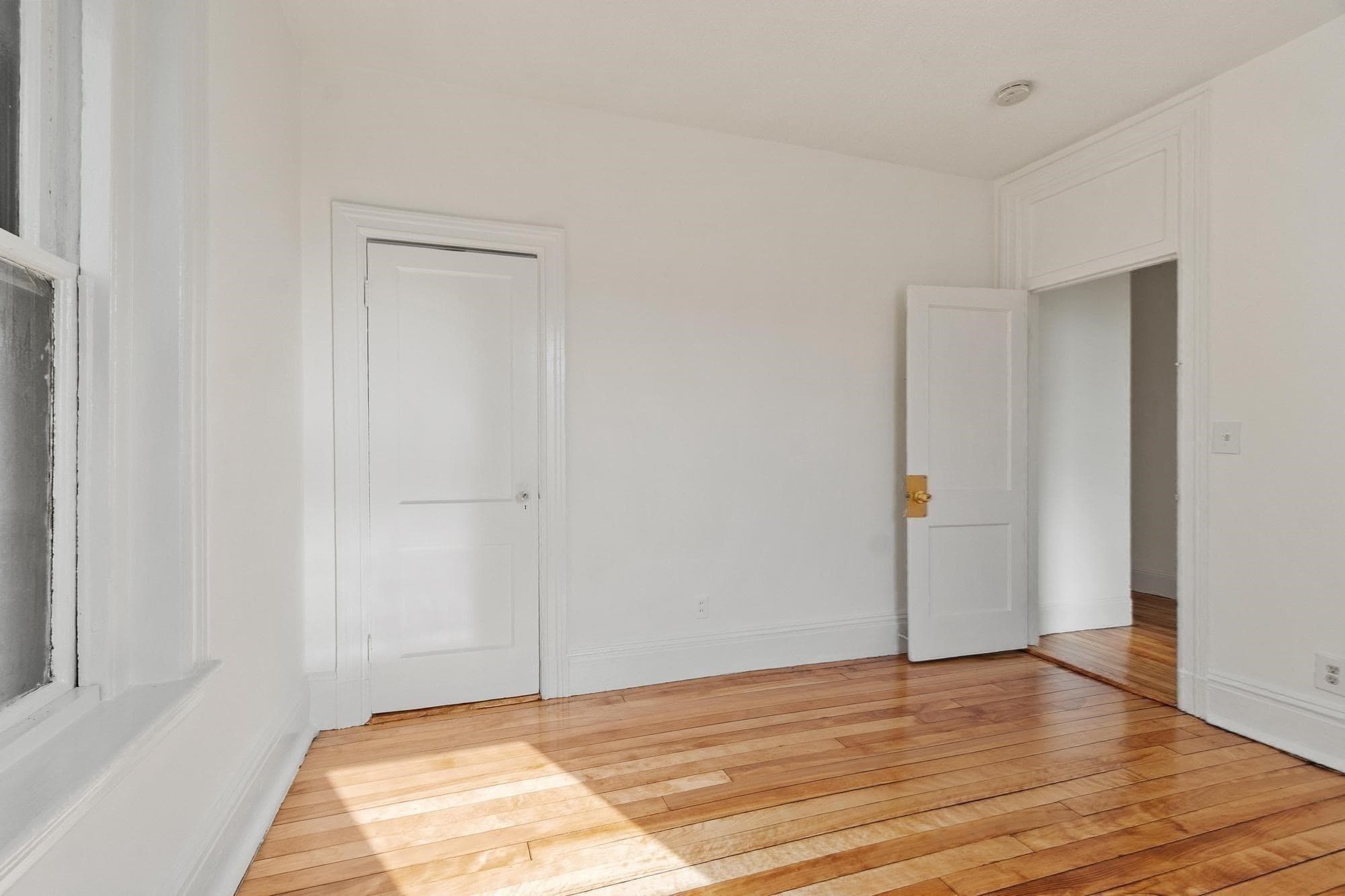 Condominium at 16 Glenville Ave Unit 1, Boston MA 02134, photo 13 of 20
