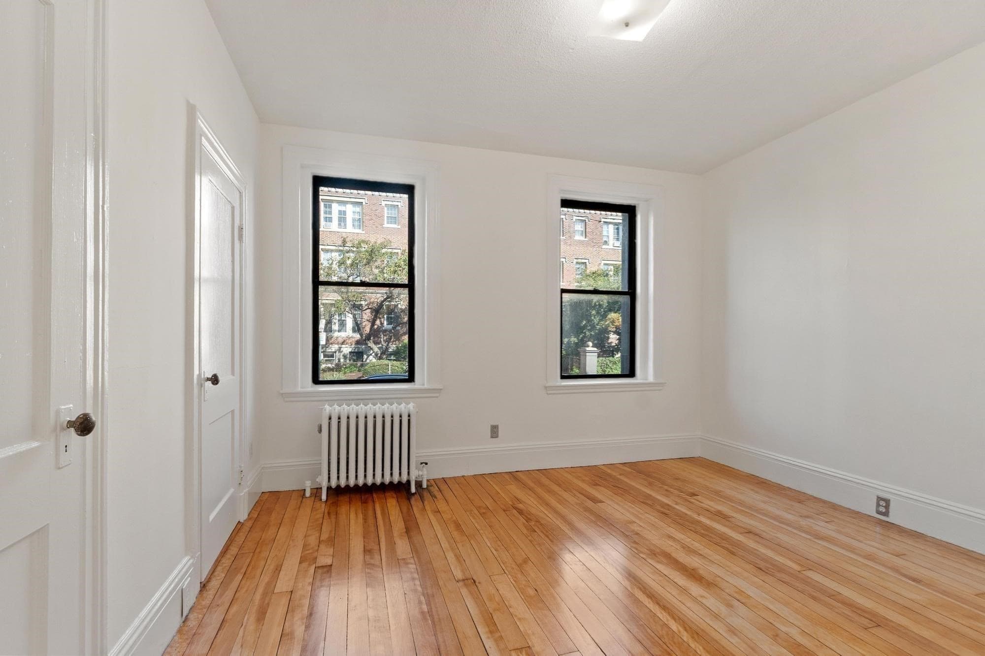 Condominium at 16 Glenville Ave Unit 1, Boston MA 02134, photo 5 of 20