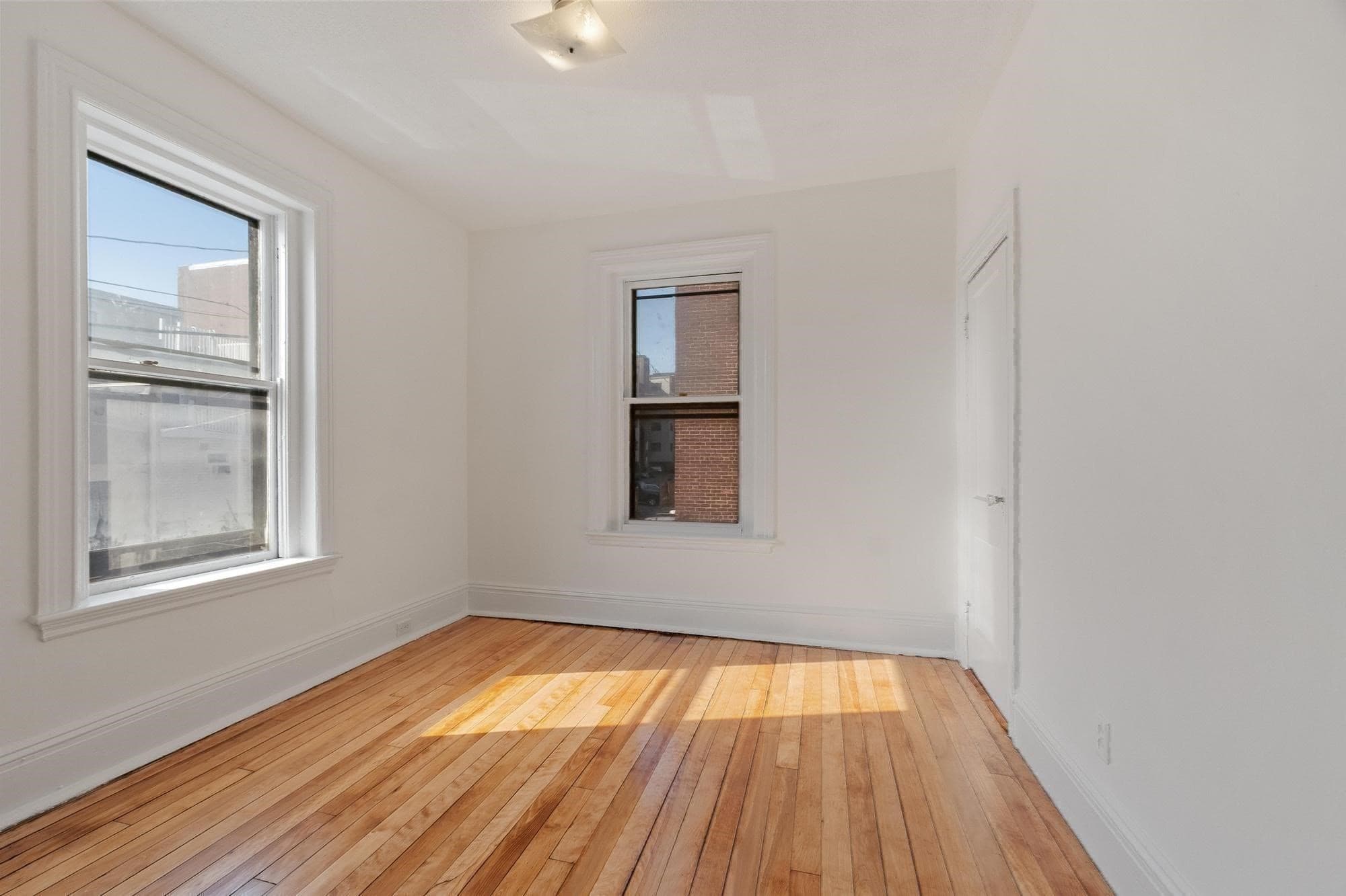 Condominium at 16 Glenville Ave Unit 1, Boston MA 02134, photo 14 of 20