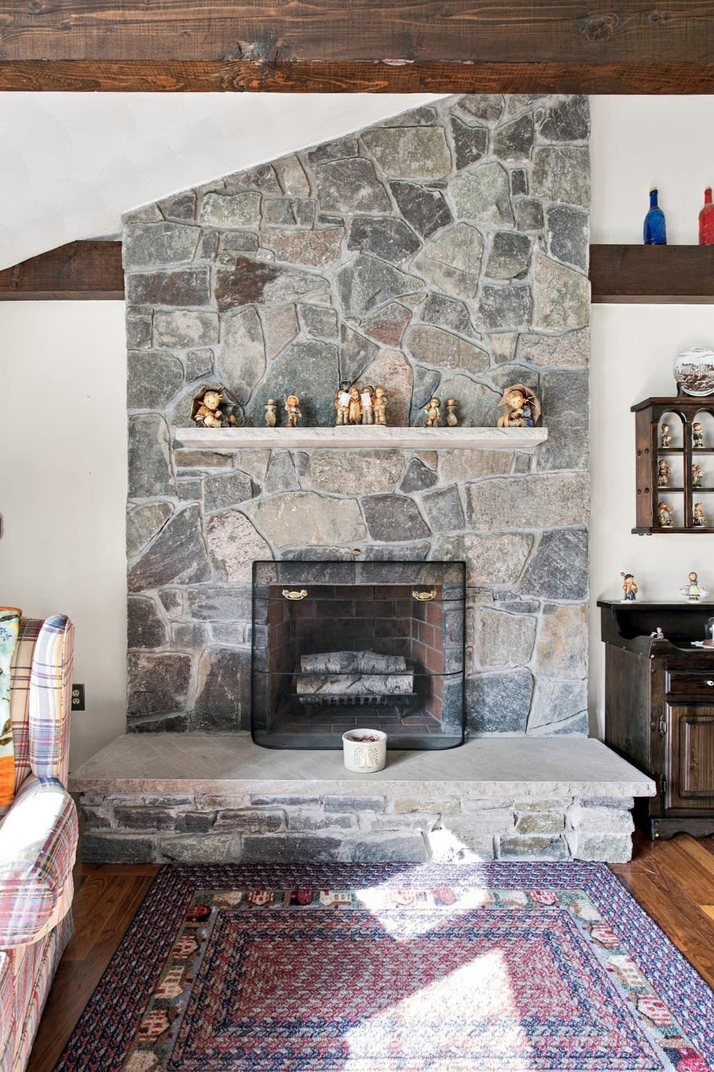 Single Family Residence at 423 Buxton Street, North Smithfield RI 02896, North Smithfield, photo 6 of 42