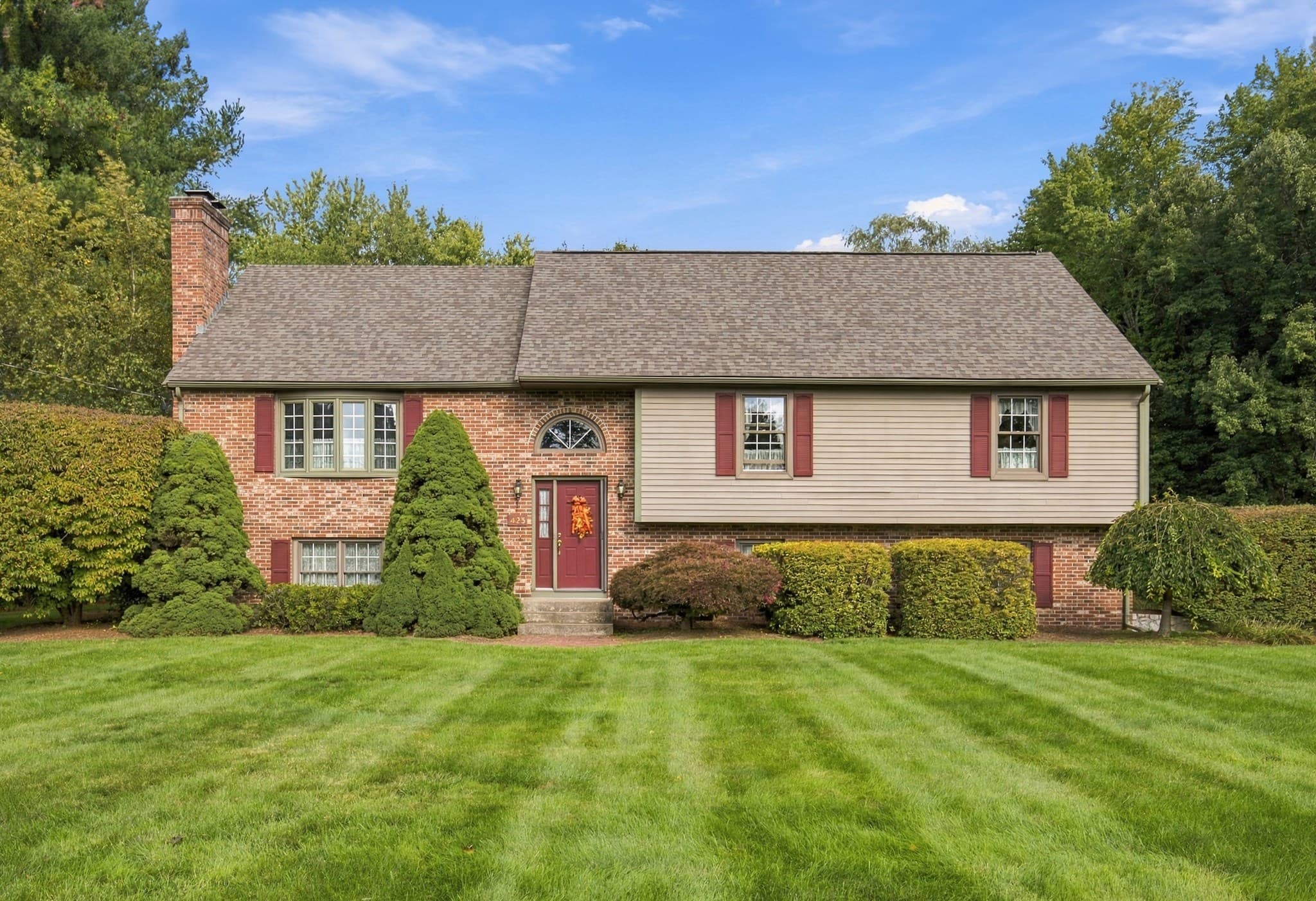 423 Buxton Street, North Smithfield RI 02896