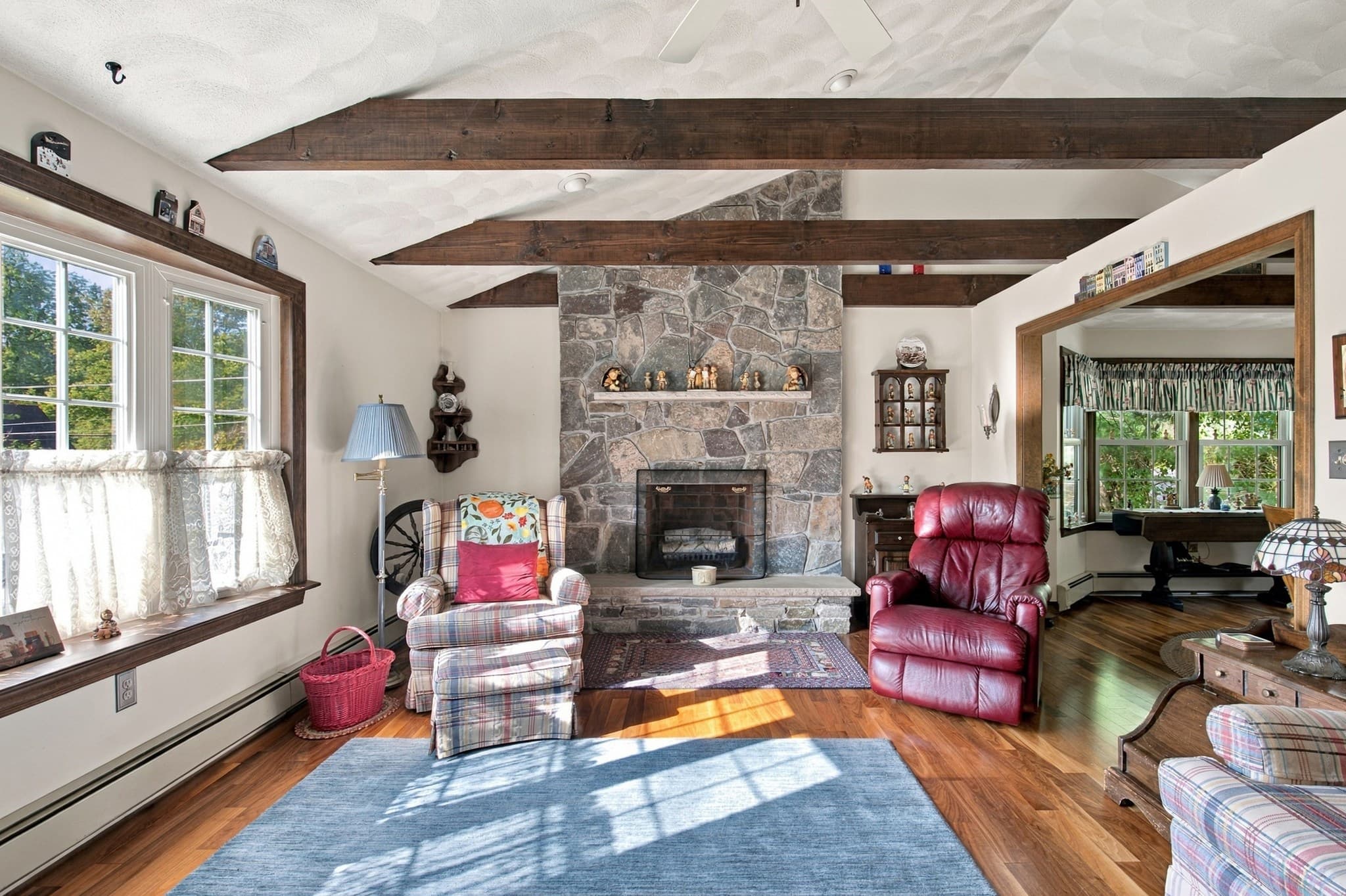 Single Family Residence at 423 Buxton Street, North Smithfield RI 02896, North Smithfield, photo 5 of 42