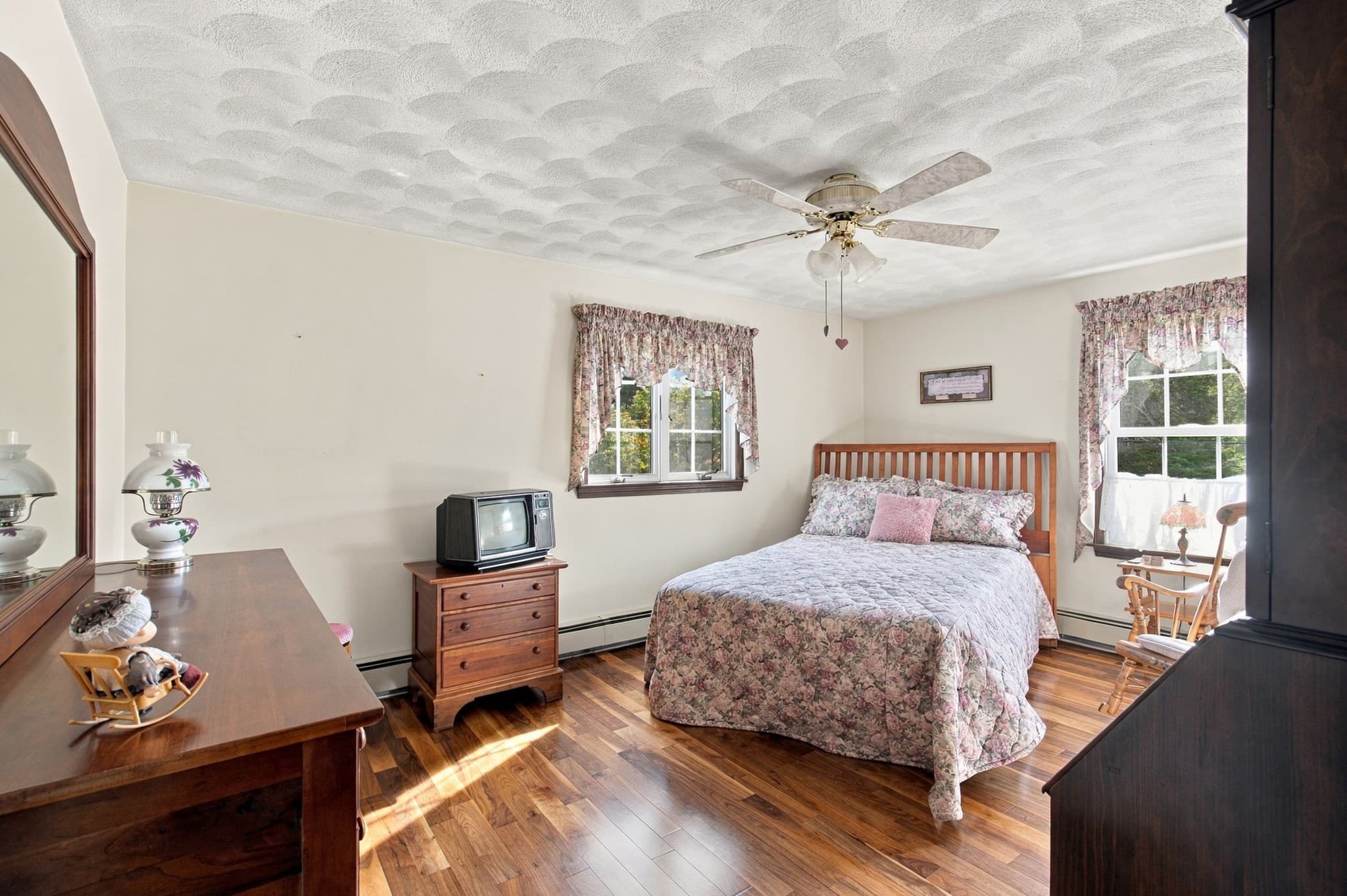 Single Family Residence at 423 Buxton Street, North Smithfield RI 02896, North Smithfield, photo 15 of 42