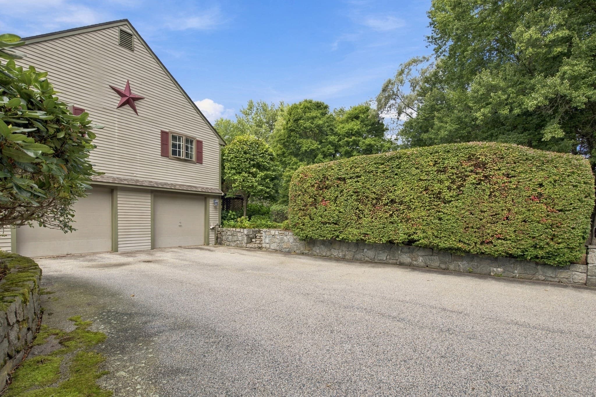 Single Family Residence at 423 Buxton Street, North Smithfield RI 02896, North Smithfield, photo 4 of 42